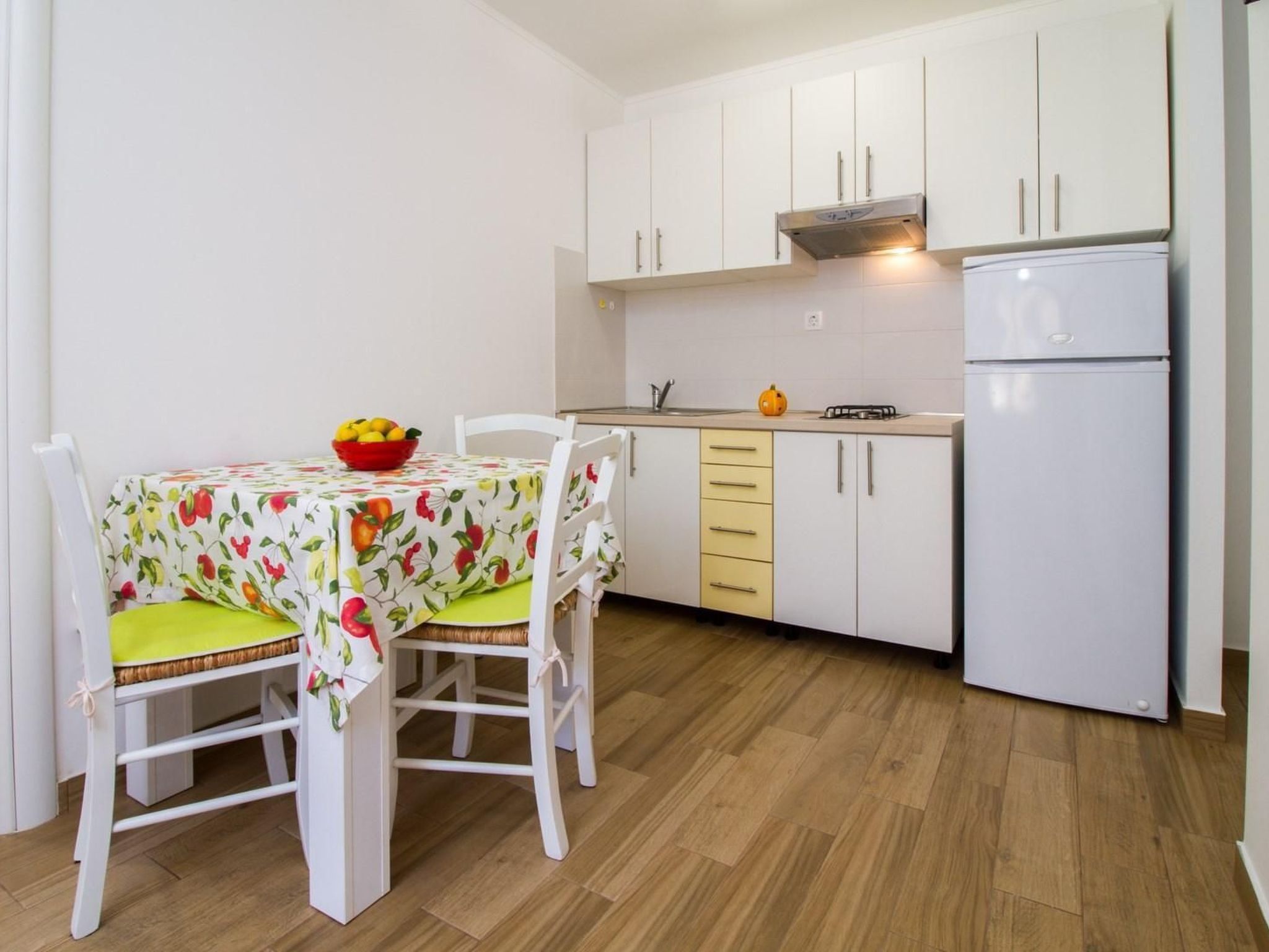 Wohnung in Stoja mit Grill-Binnen