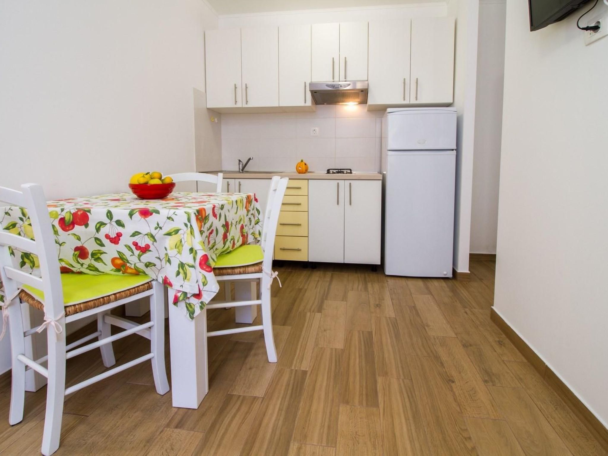 Wohnung in Stoja mit Grill-Binnen