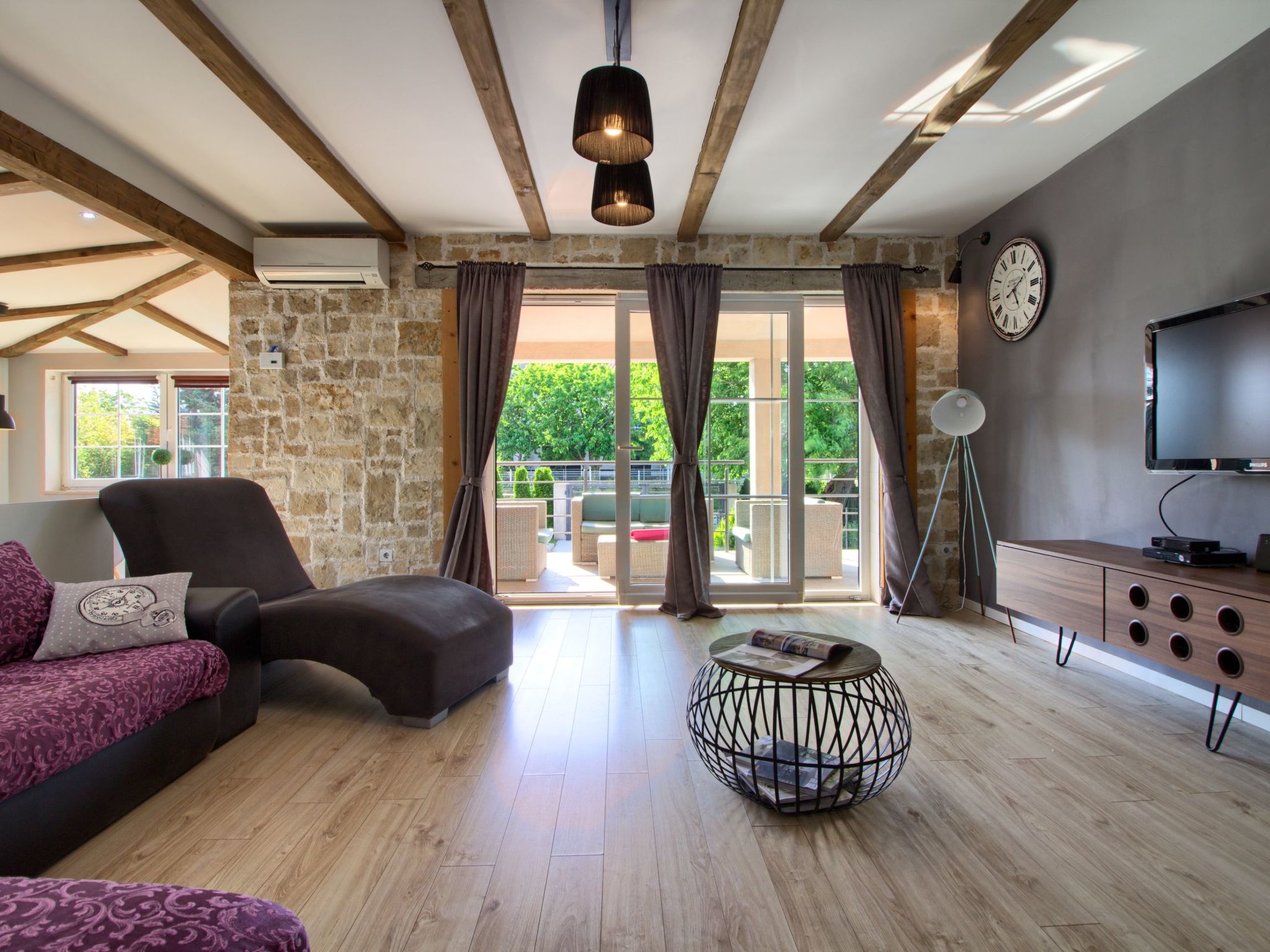 Ferienvilla 'Villa Nikolina' mit privatem Pool-Binnen