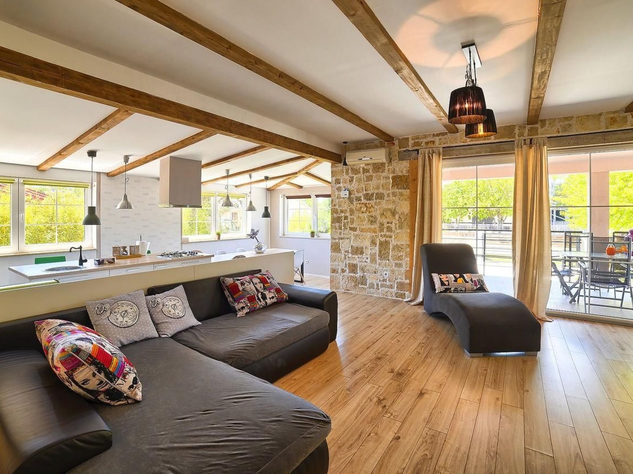 Ferienvilla 'Villa Nikolina' mit privatem Pool-Binnen