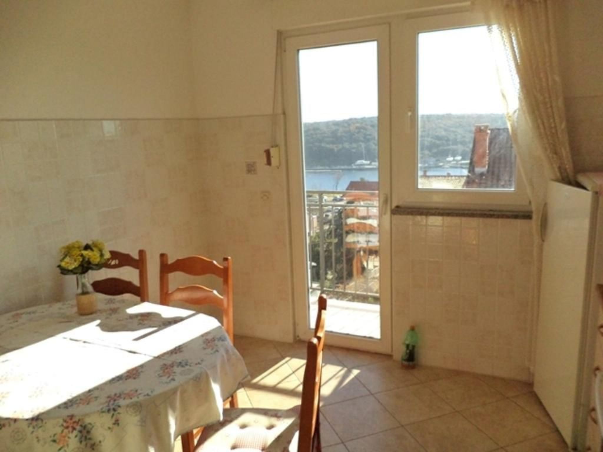 Mit Balkon, für vier Personen-Drinnen