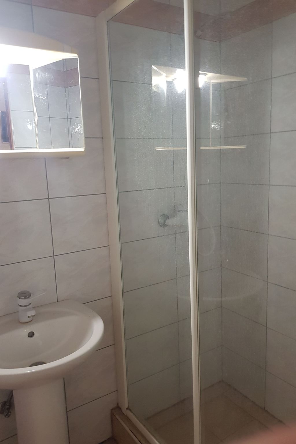 Jaksa Marija Wohnungen A2-Drinnen