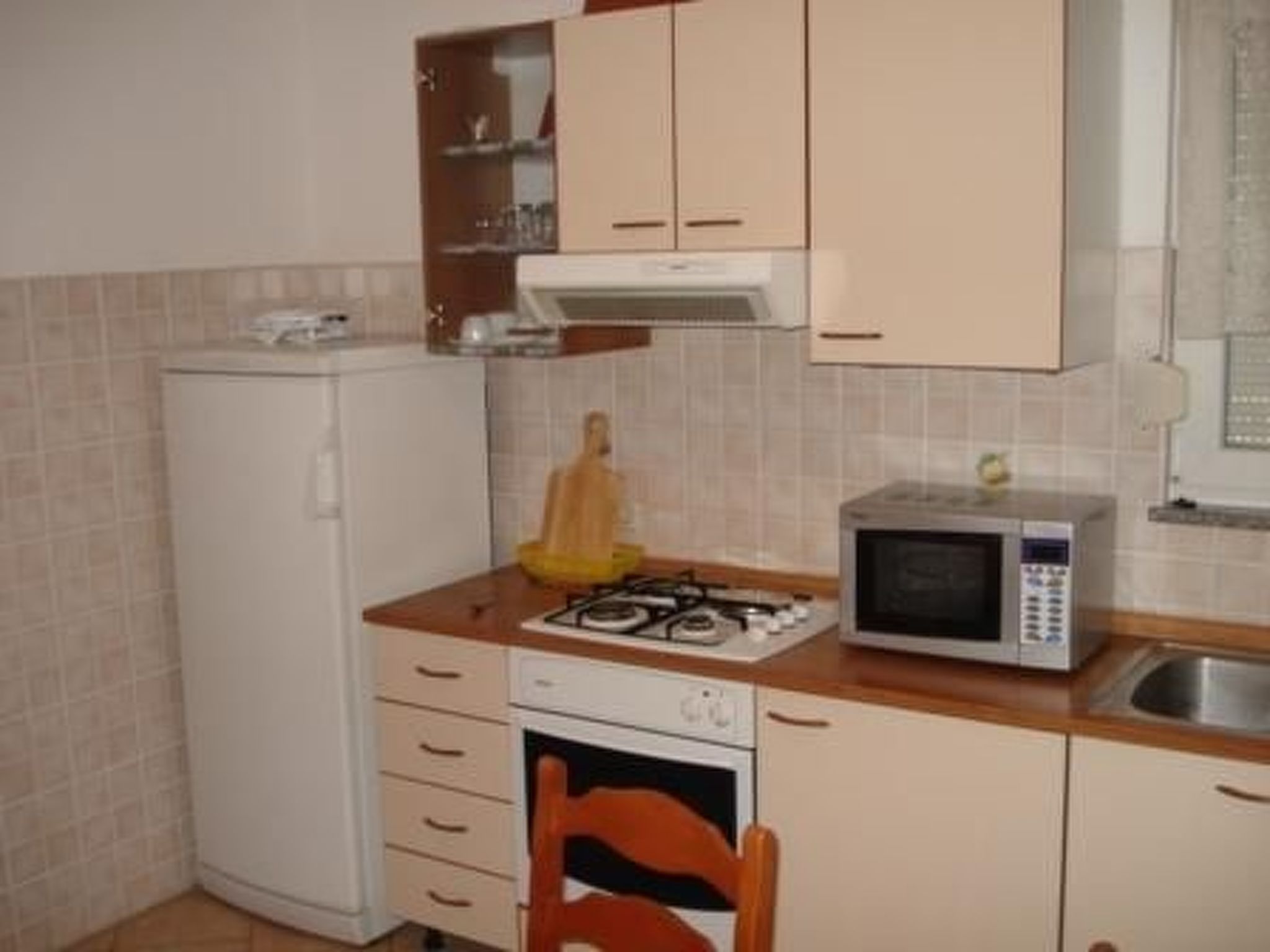 Mit Balkon, für fünf Personen-Drinnen