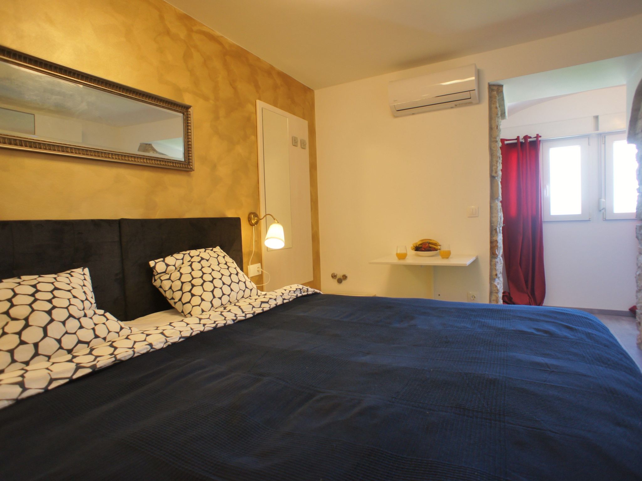 Photo of Stilvolle Wohnung in Arena mit großer Terrasse