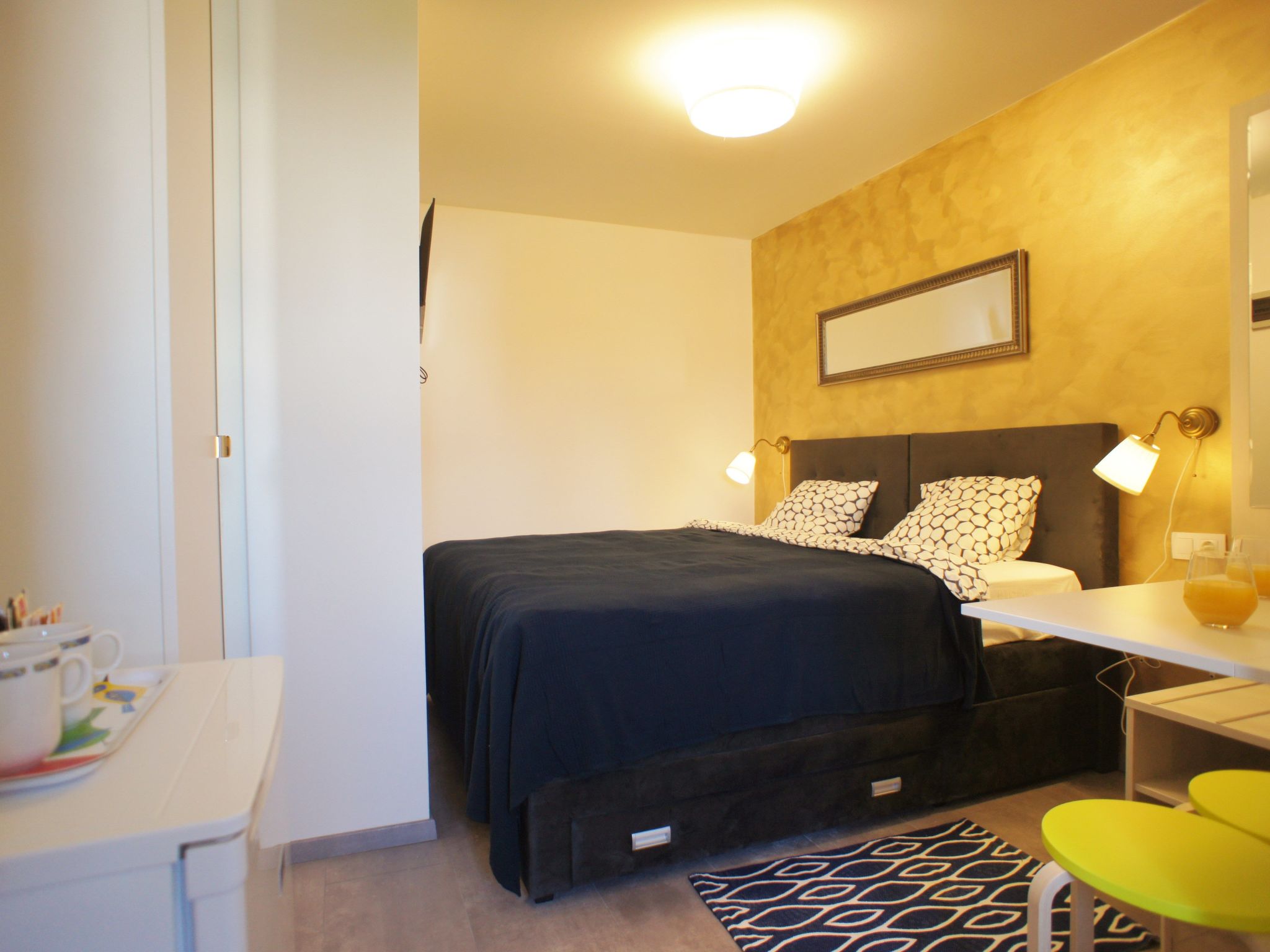 Photo of Stilvolle Wohnung in Arena mit großer Terrasse