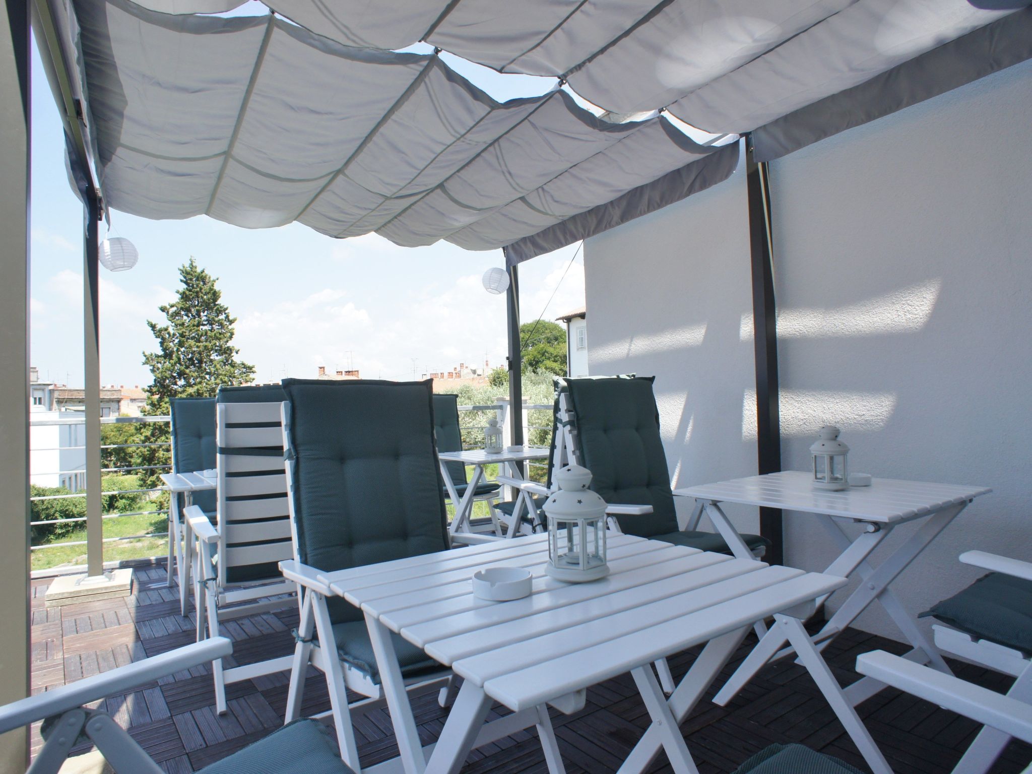 Photo of Stilvolle Wohnung in Arena mit großer Terrasse