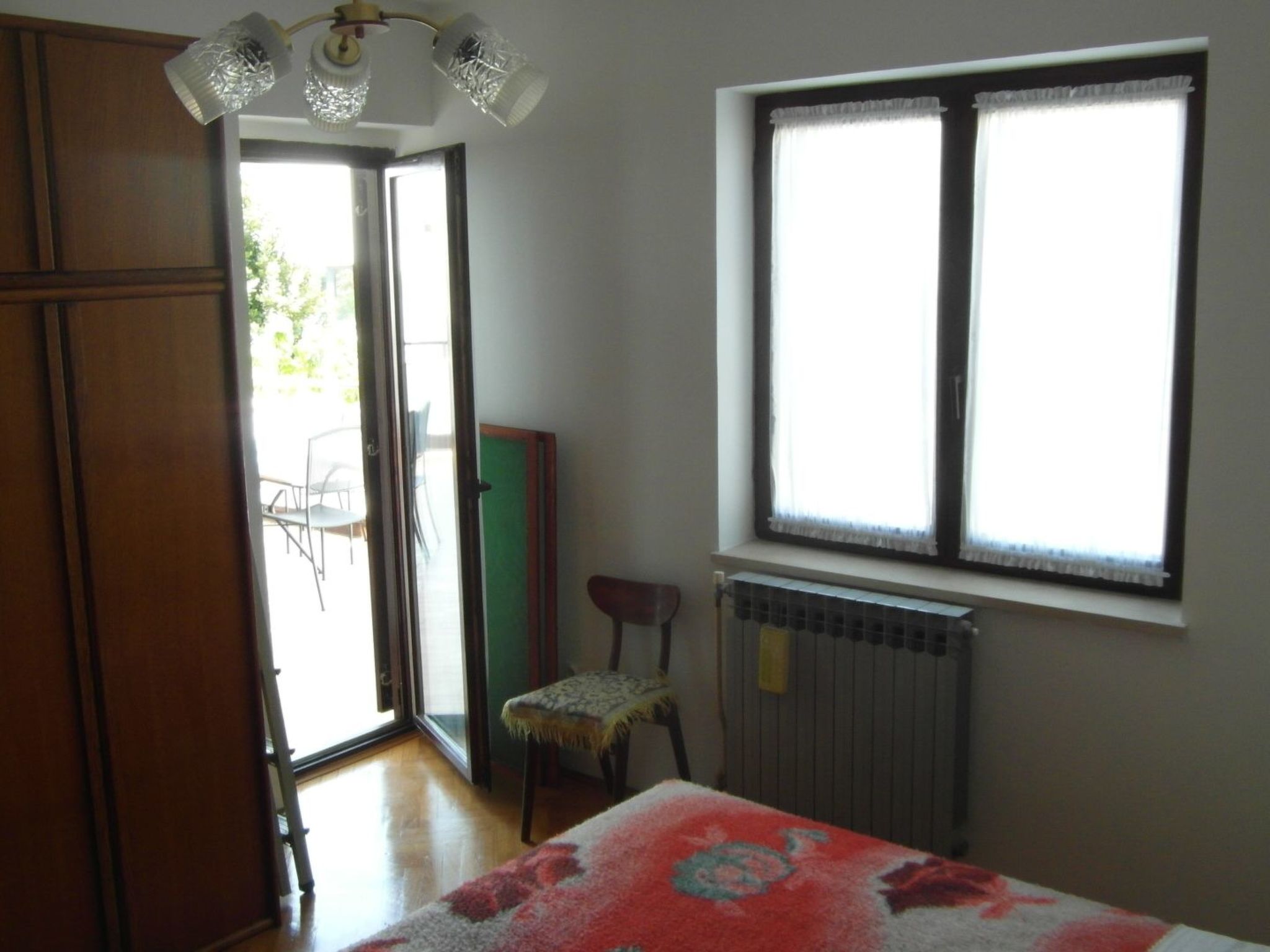 Wohnung mit großer Terrasse-Binnen