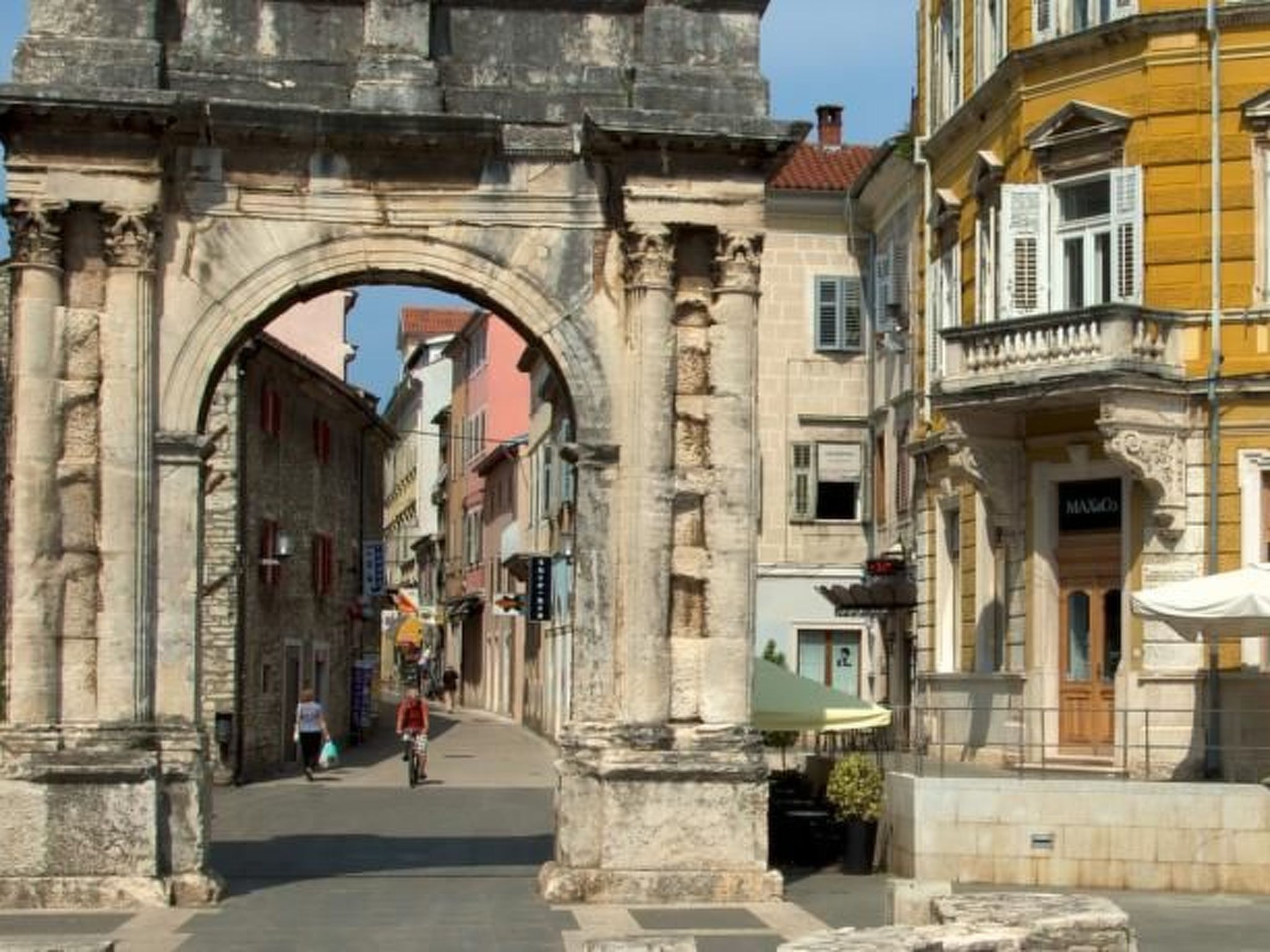 Photo of Wohnung in Pula mit privatem Parkplatz