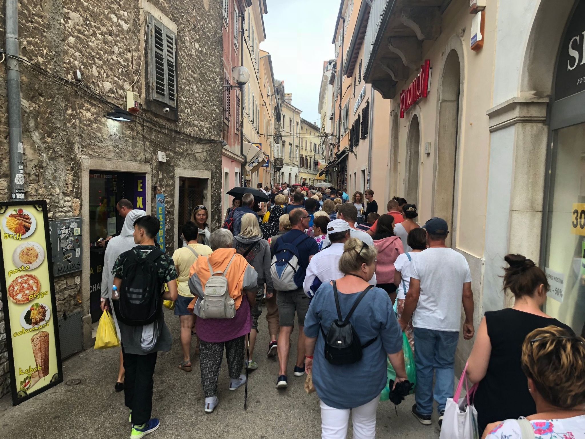 Photo of Wohnung in Pula mit privatem Parkplatz