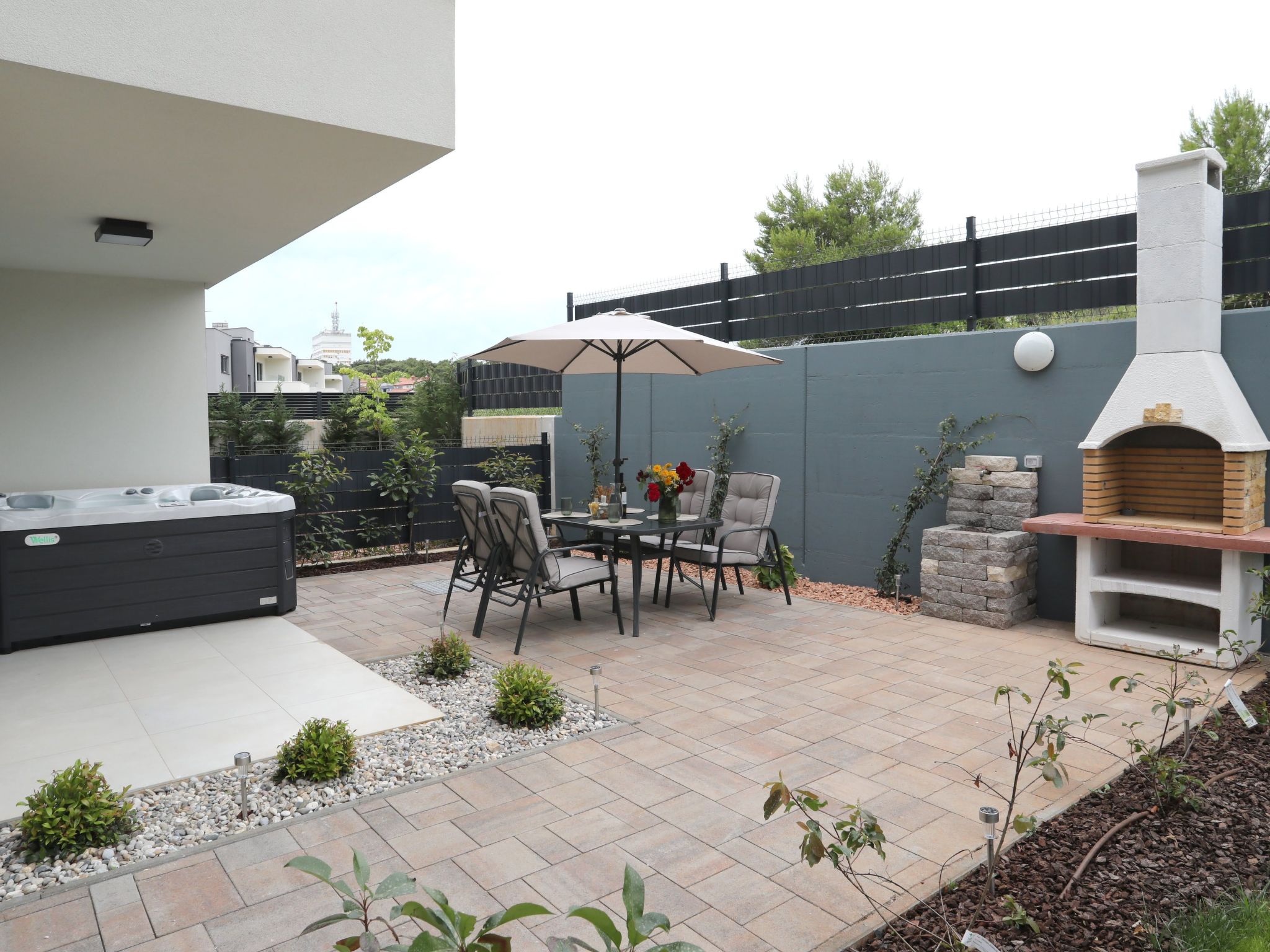 Luxus-Appartement mit Jacuzzi, Parkplatz und Garten Apartment in Pula