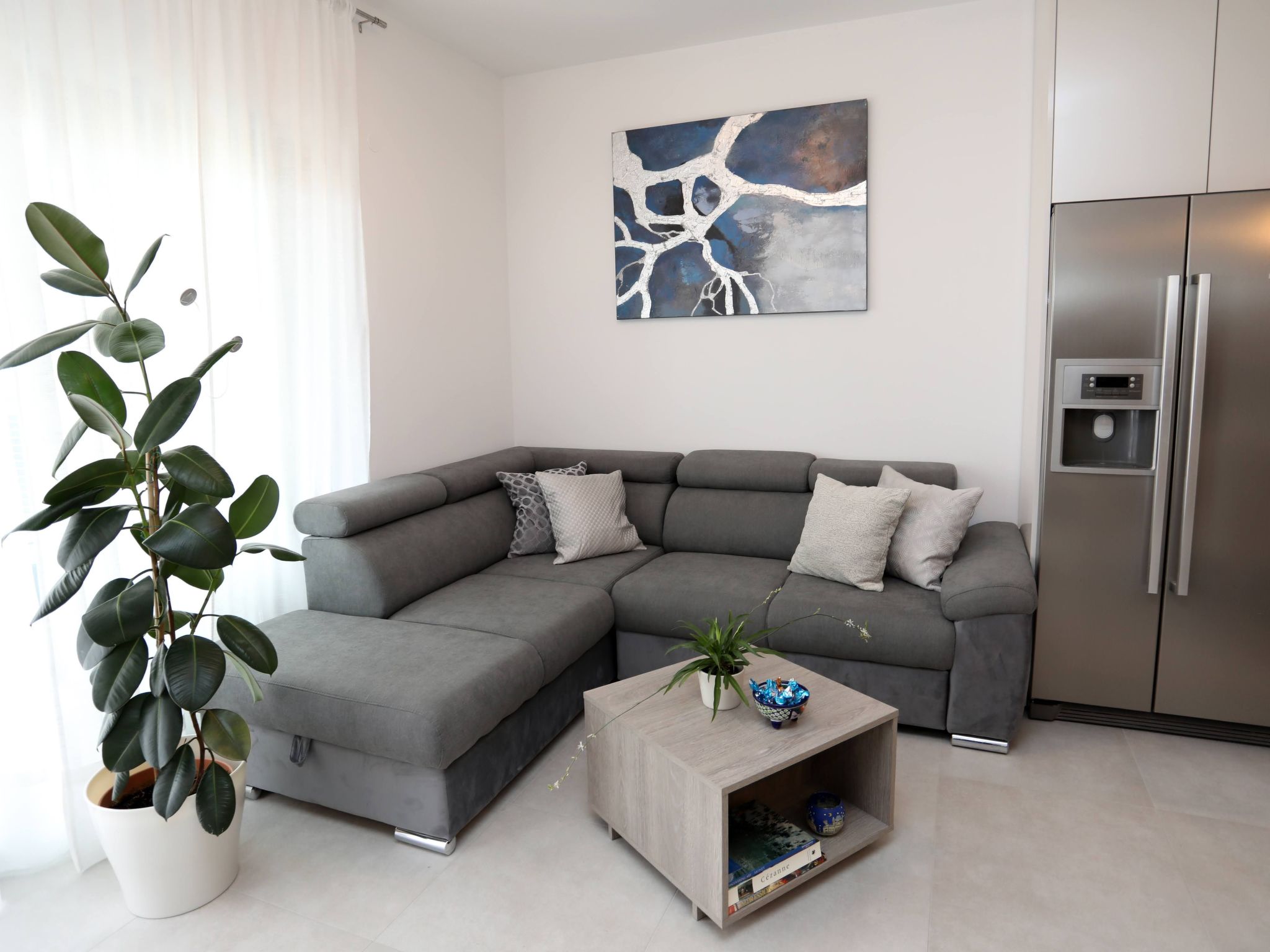 Luxus-Appartement mit Jacuzzi, Parkplatz und Garten