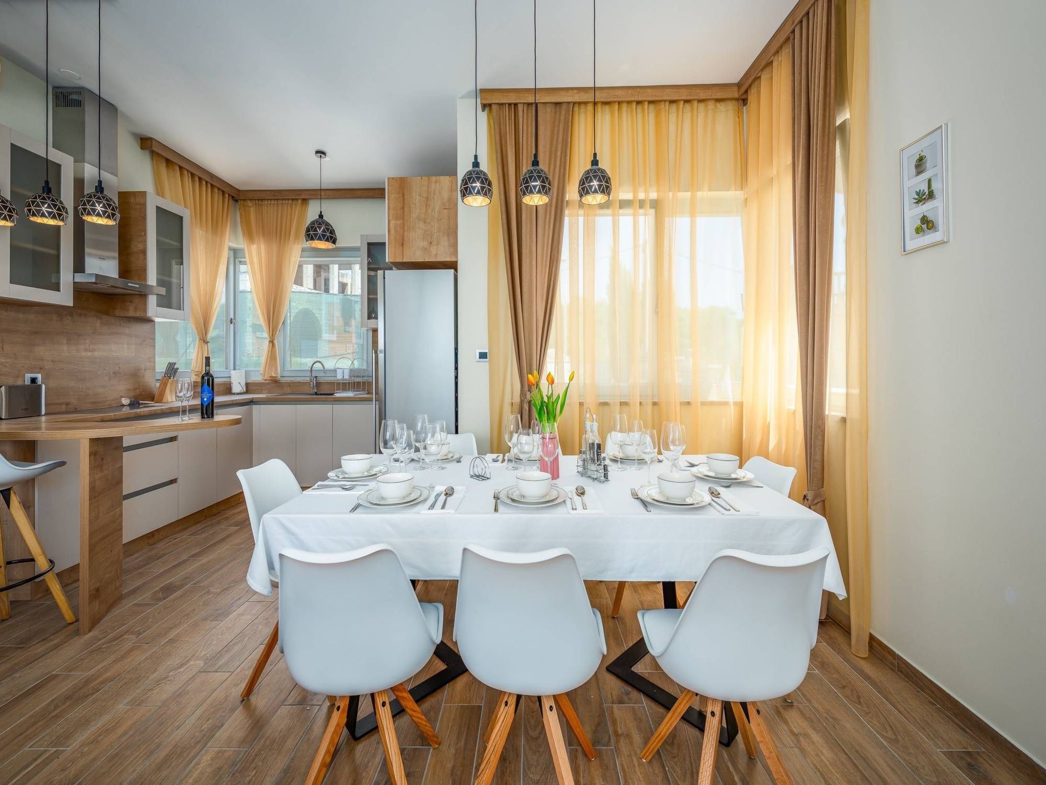 Cedar in Stoja mit großzügigem Garten-Drinnen