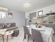 Stilvoll eingerichtete Ferienwohnung 4