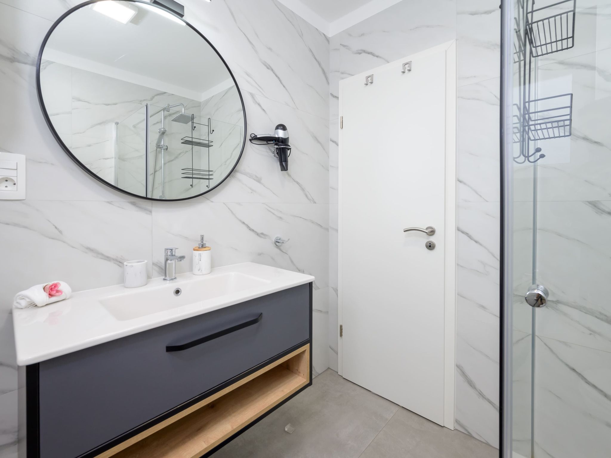 Stilvoll eingerichtete Ferienwohnung 4-Binnen