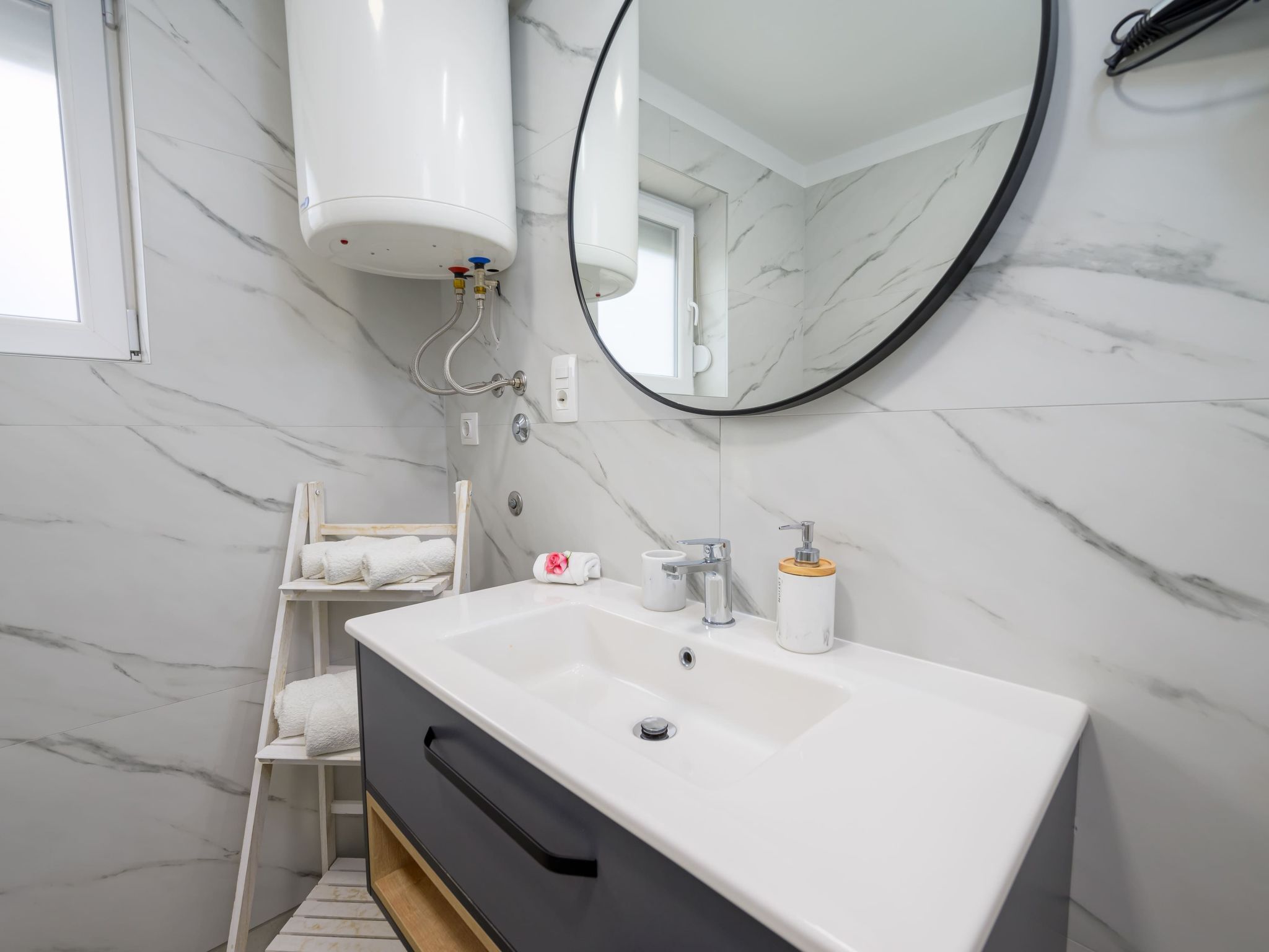 Stilvoll eingerichtete Ferienwohnung 4-Binnen