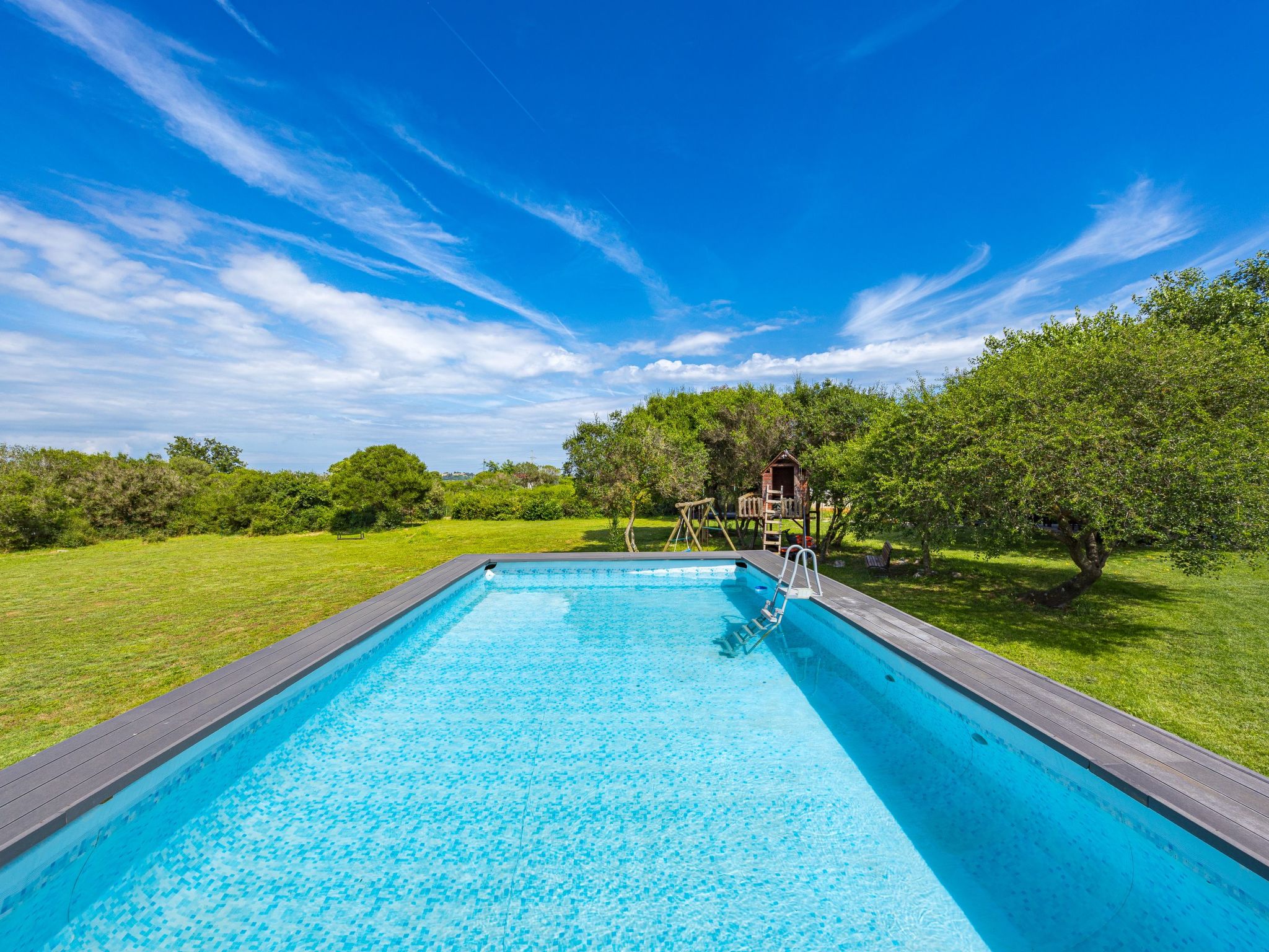 Mit privatem Garten und Terrasse-Image-tags.info