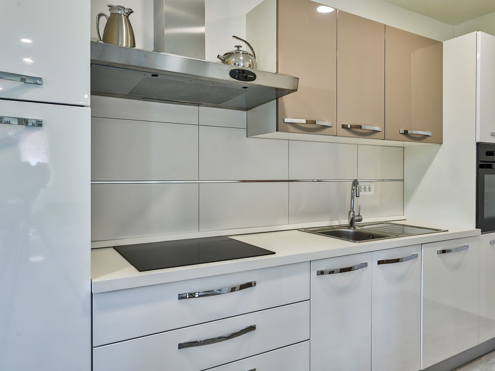 Mit privatem Garten und Terrasse-Image-tags.info