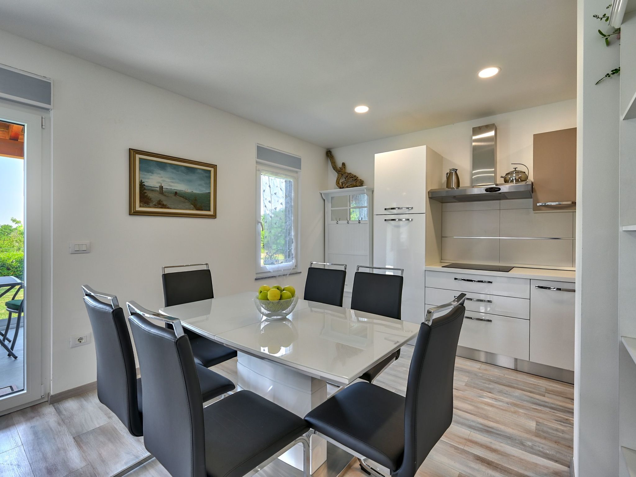 Mit privatem Garten und Terrasse-Image-tags.info