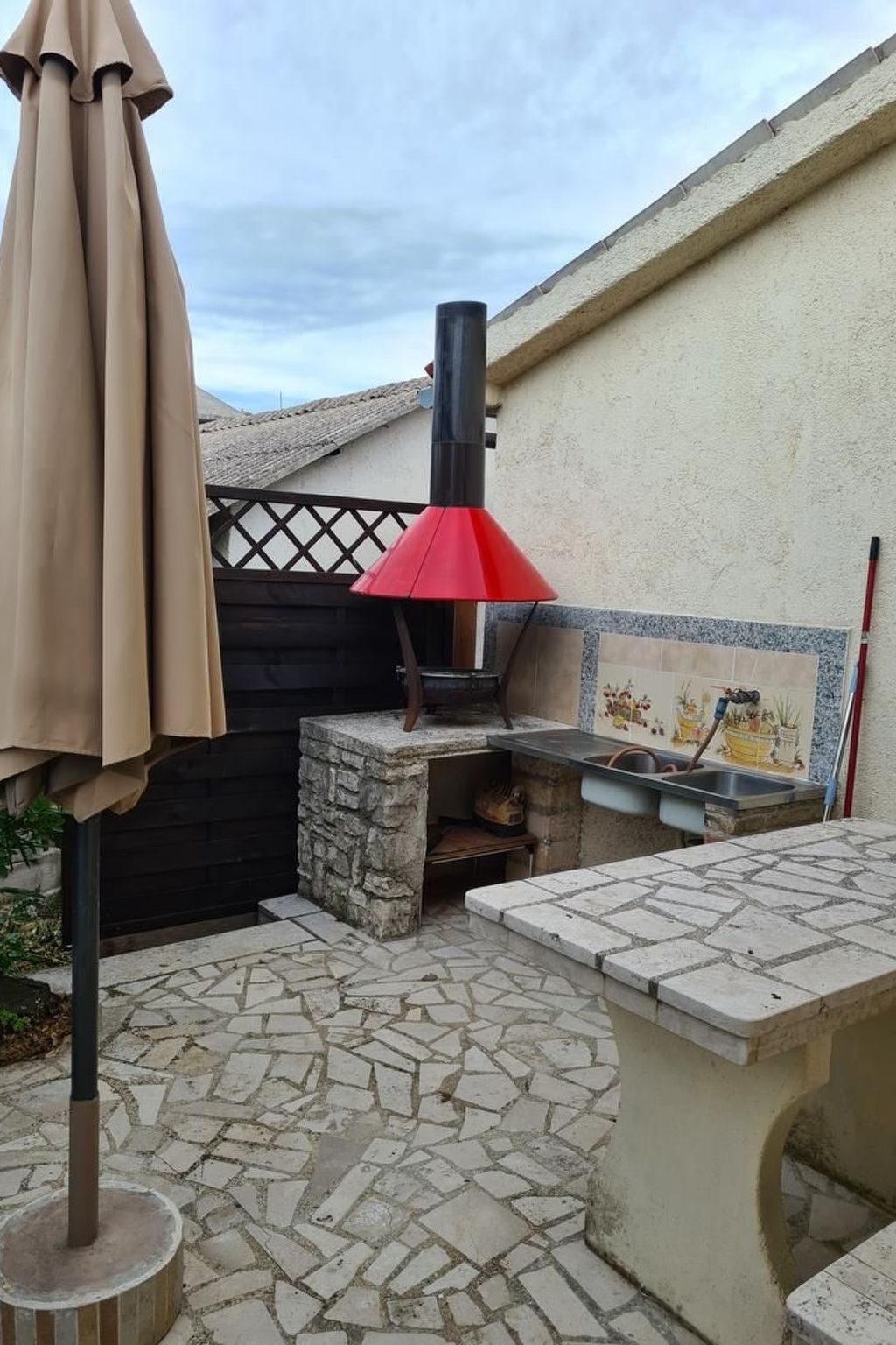 Wohnung "Eric" mit Garten, Grill und Terrasse-Dehors