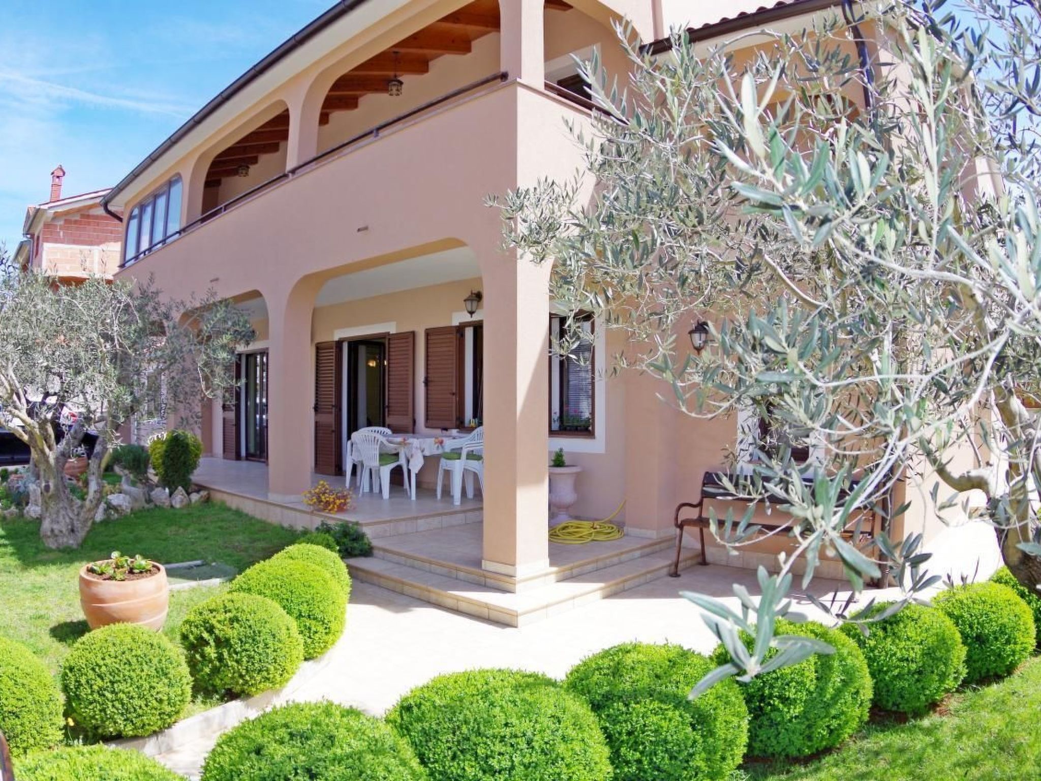 In Pula mit Grill, Garten und Terrasse