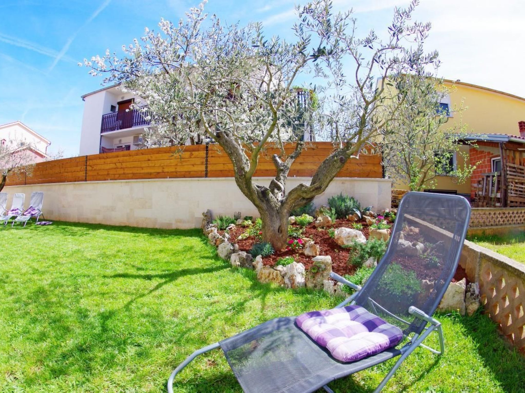 In Pula mit Grill, Garten und Terrasse-Image-tags.info