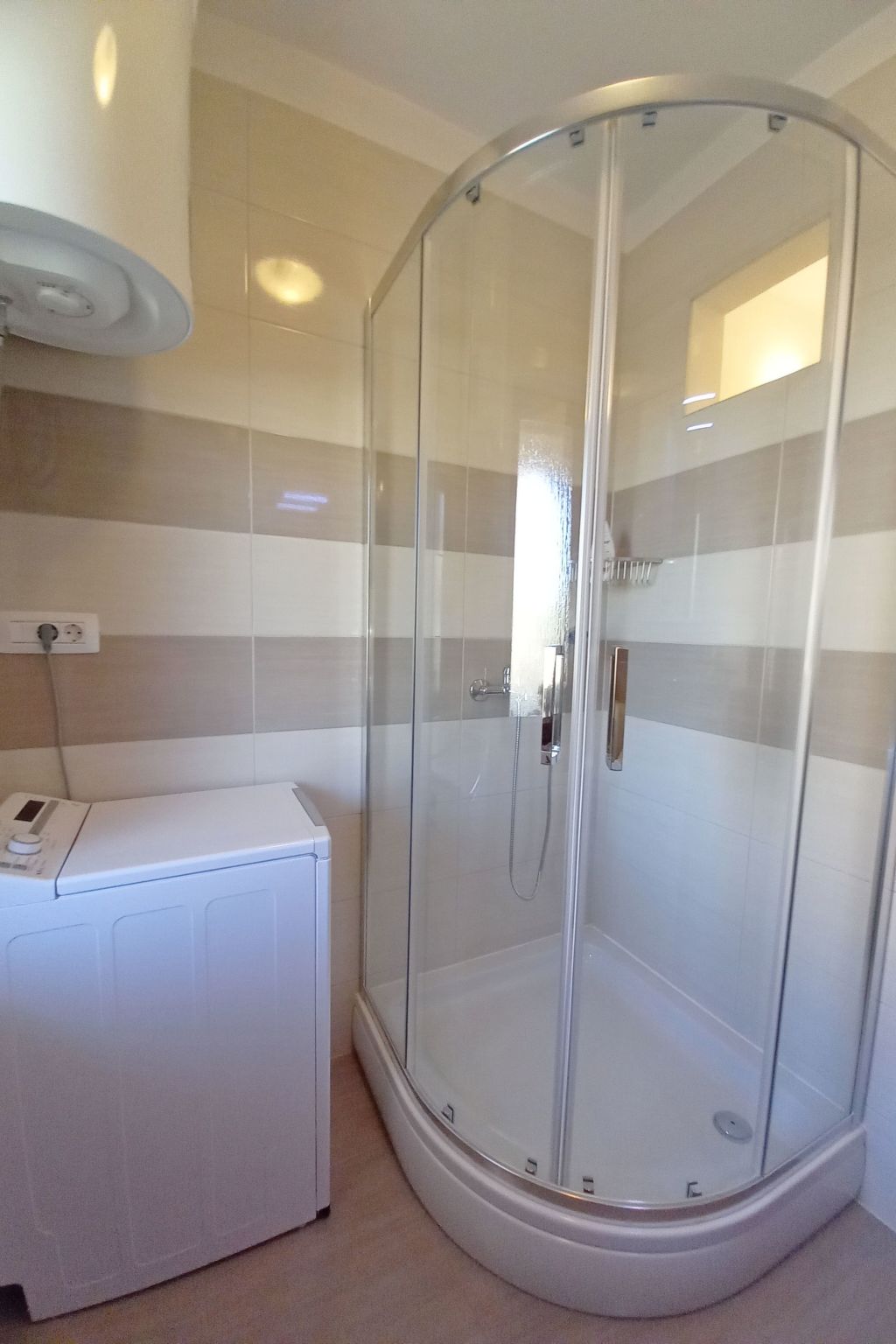 In Pula mit Grill, Garten und Terrasse-Binnen