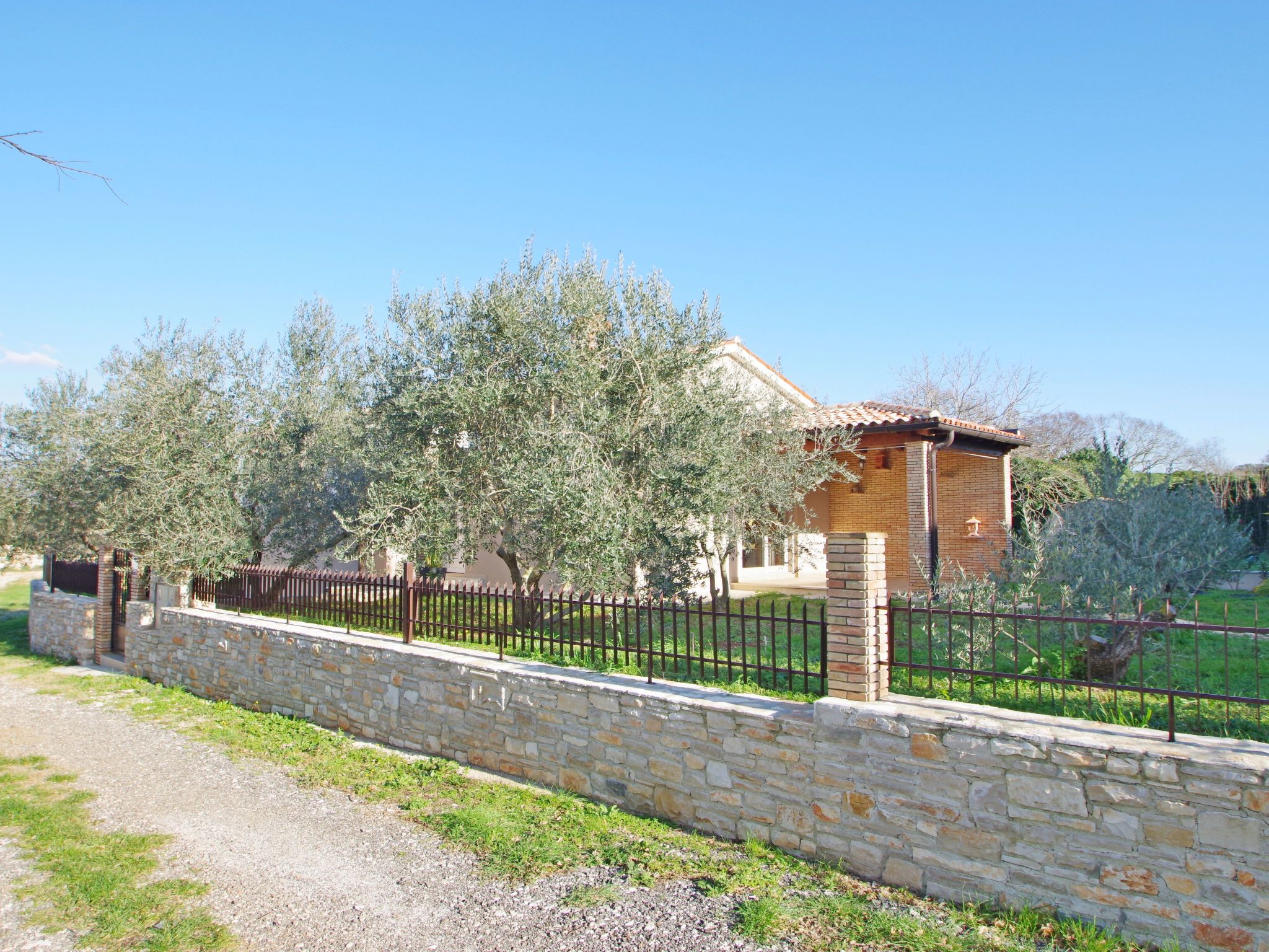 Gemütlicher Familienausflug in einem ruhigen Vorort von Pula