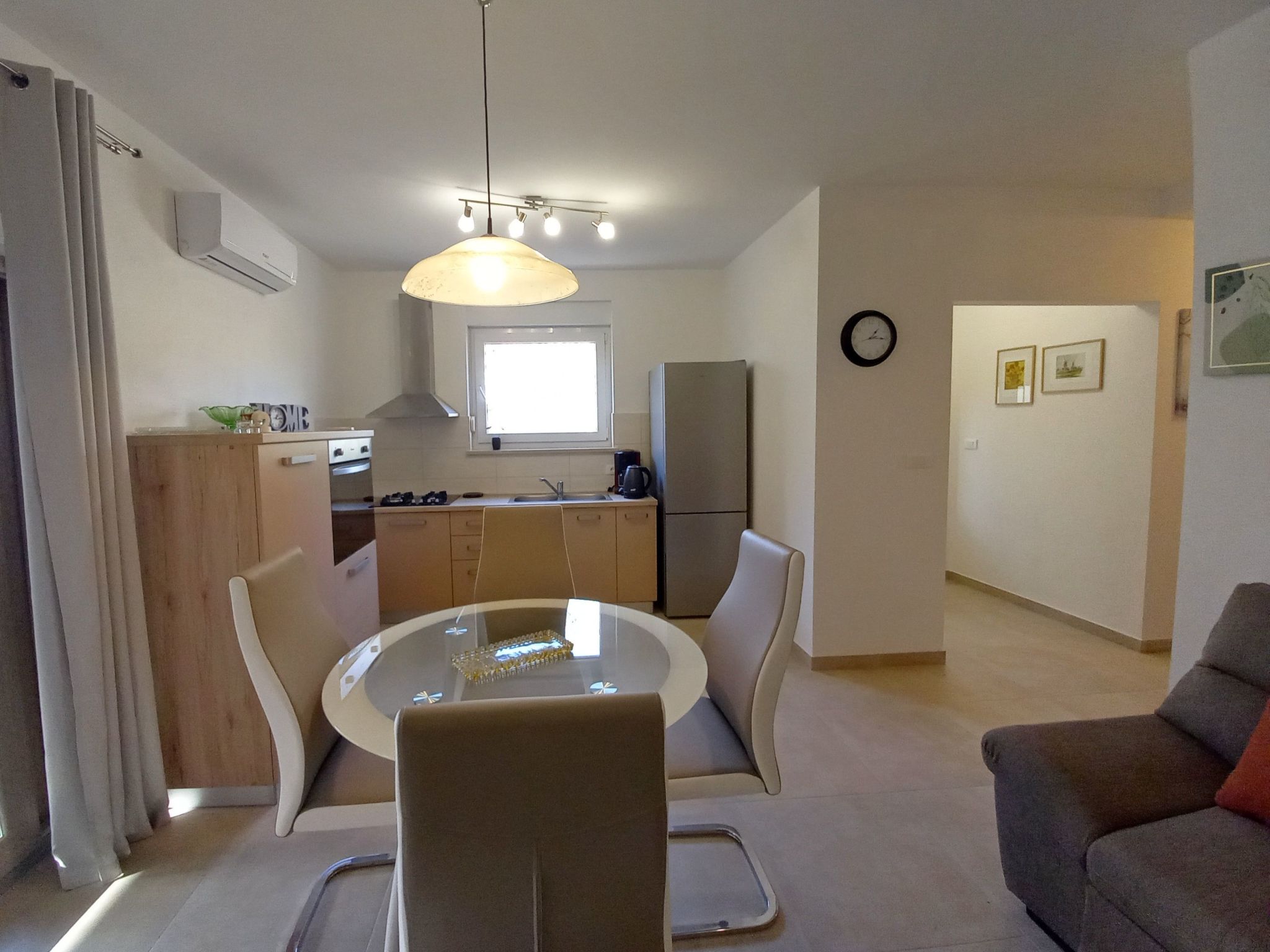 Gemütlicher Familienausflug in einem ruhigen Vorort von Pula-Inside