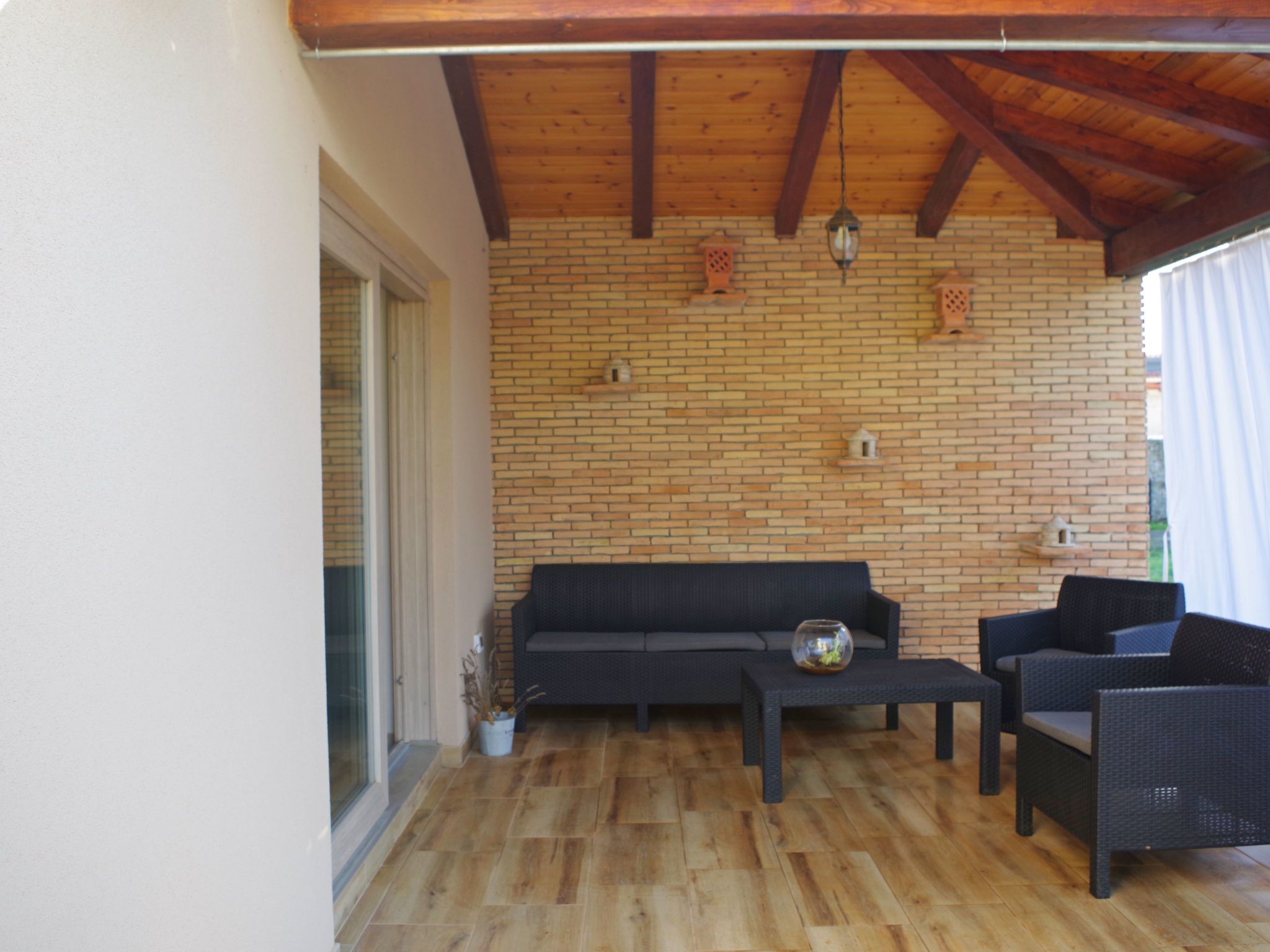 Photo of Gemütlicher Familienausflug in einem ruhigen Vorort von Pula