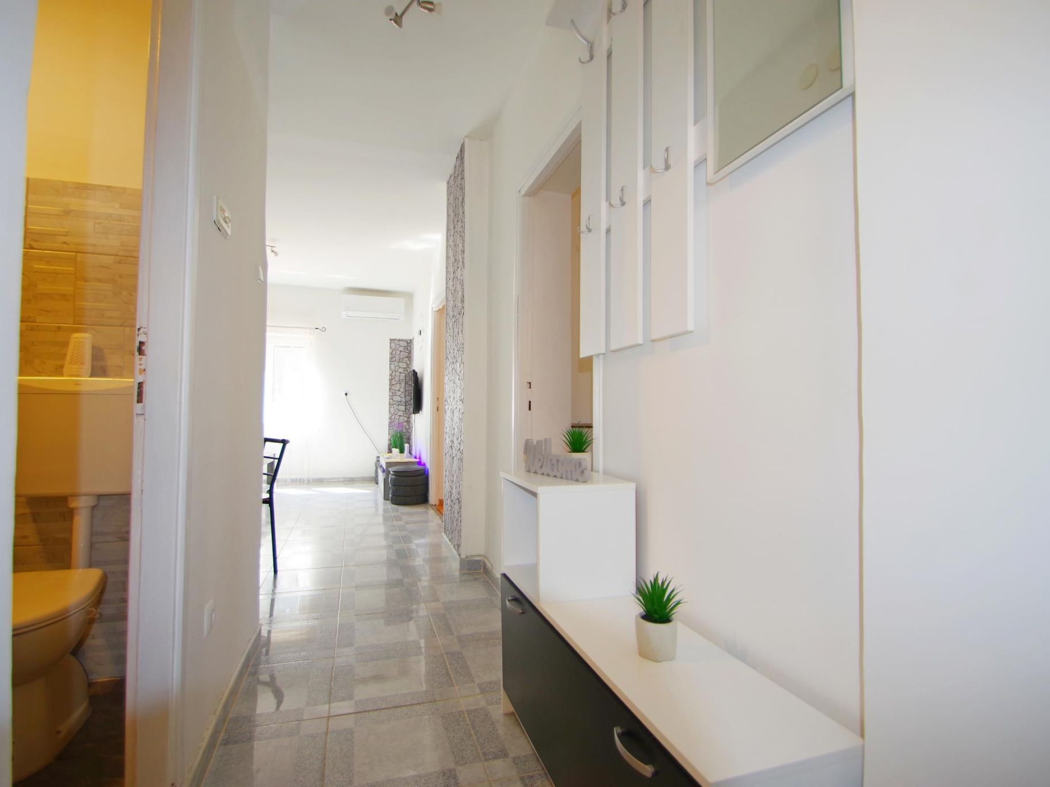 Nahe Pula Zentrum, Marija-Drinnen