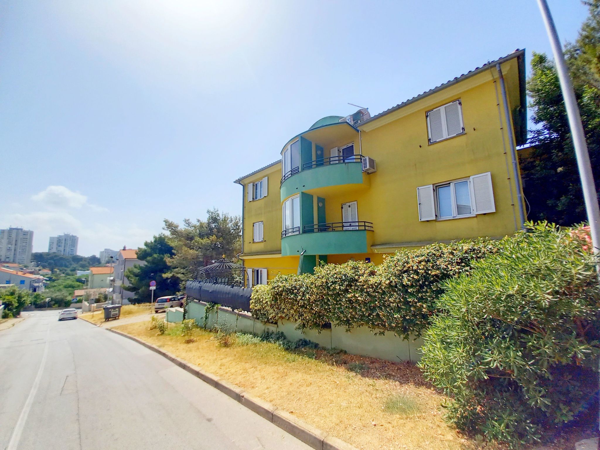 Photo of Wohnung Lungomare, 300m vom Strand entfernt, Pula