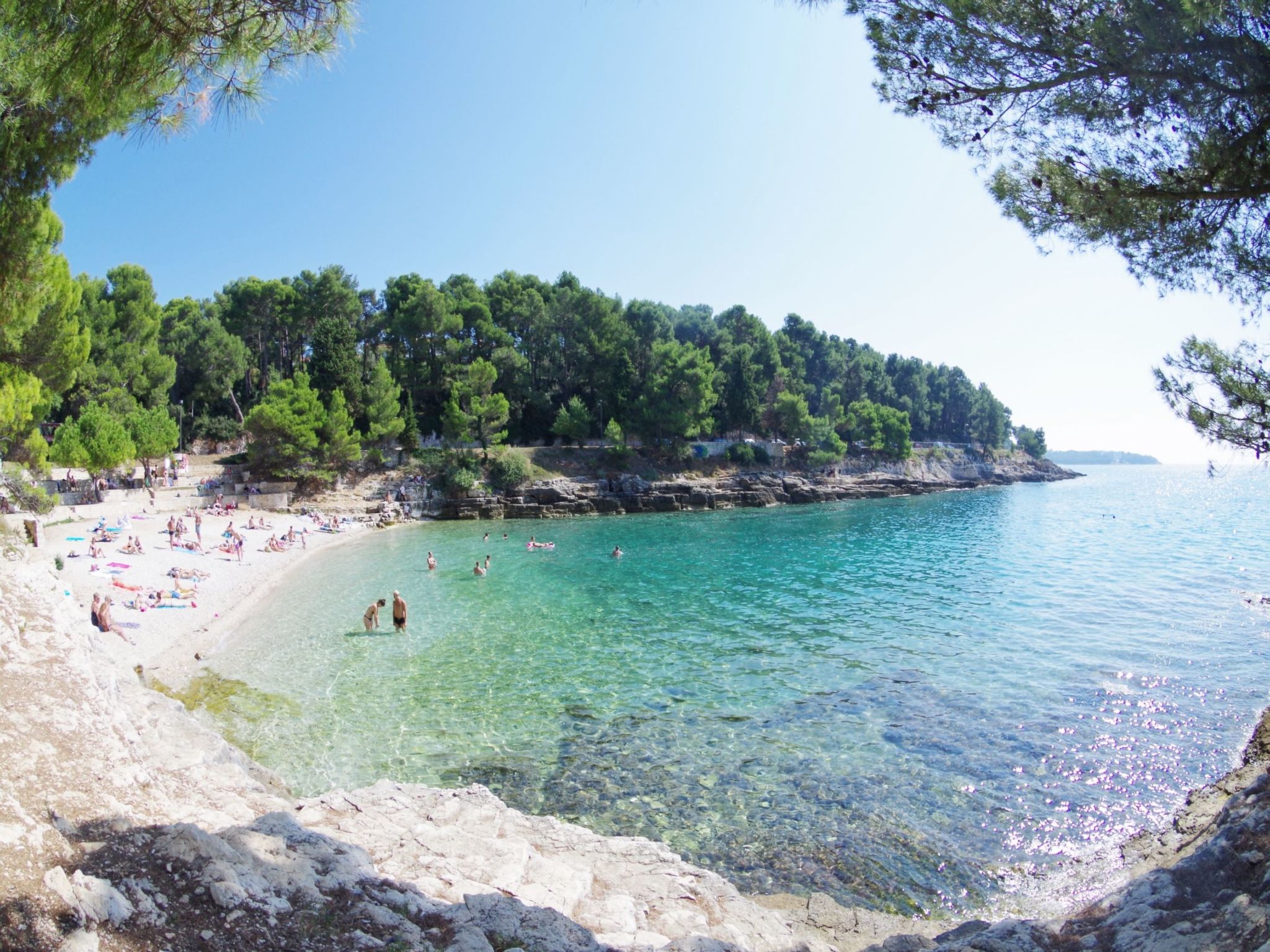 Photo of Wohnung Lungomare, 300m vom Strand entfernt, Pula