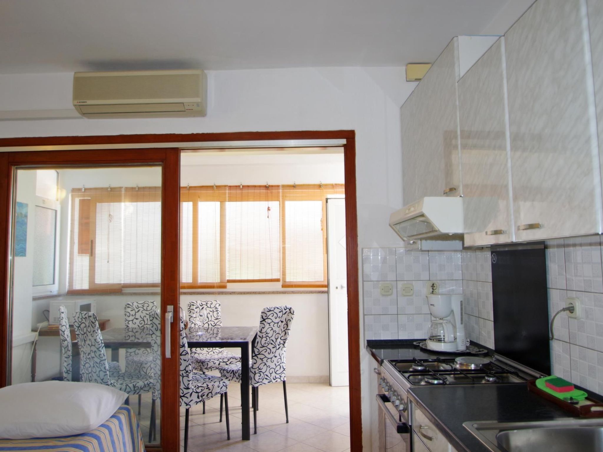 "Rose" mit Terrasse-Binnen