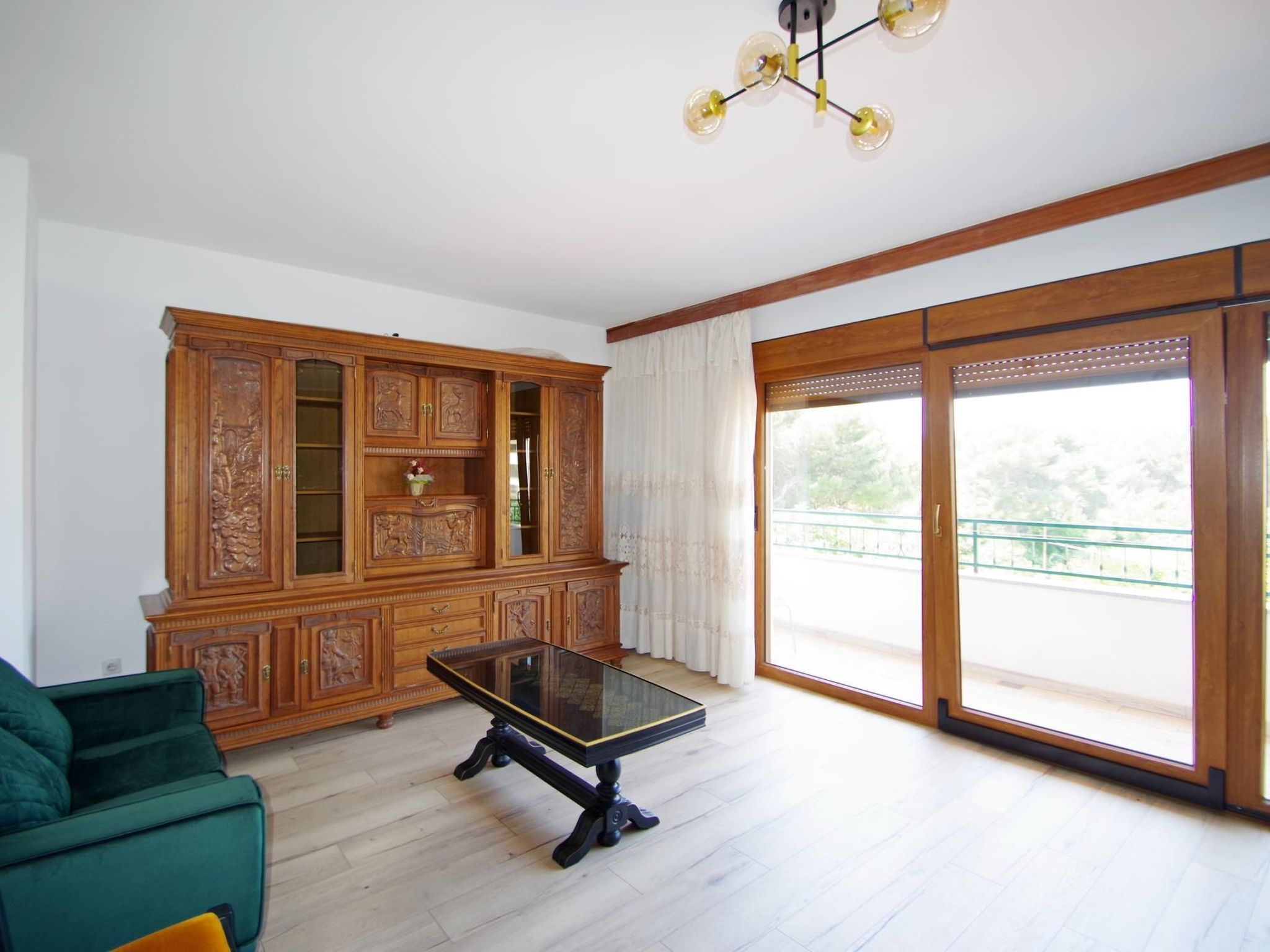 "Gortanova" mit privatem Balkon-Dedans