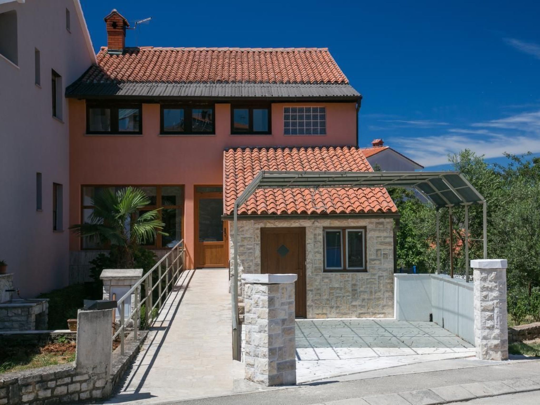 Appartement in Pula mit Terrasse, Garten und Grill Apartment in Pula