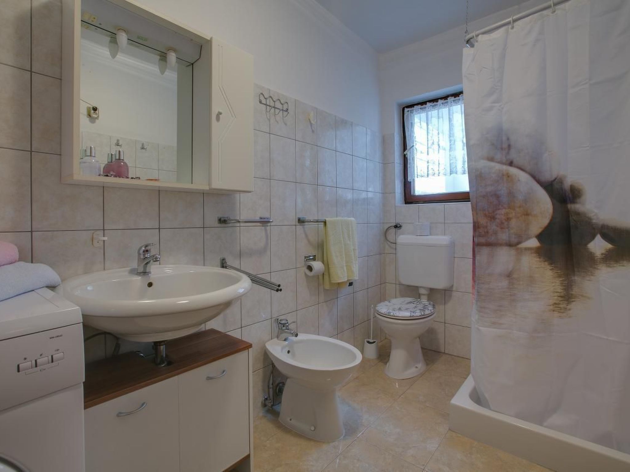 Appartement in Pula mit Terrasse, Garten und Grill