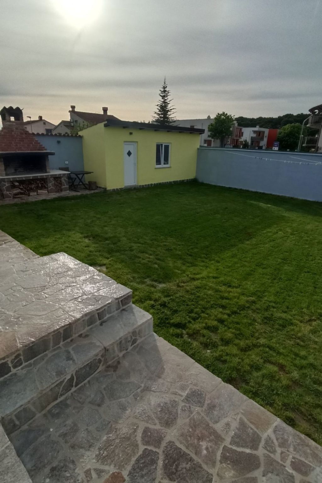 Höhlenmensch 2-Inside