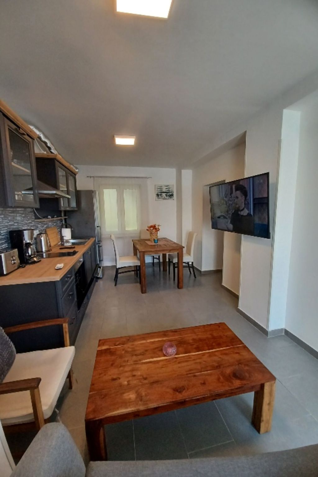 Höhlenmensch 2-Inside