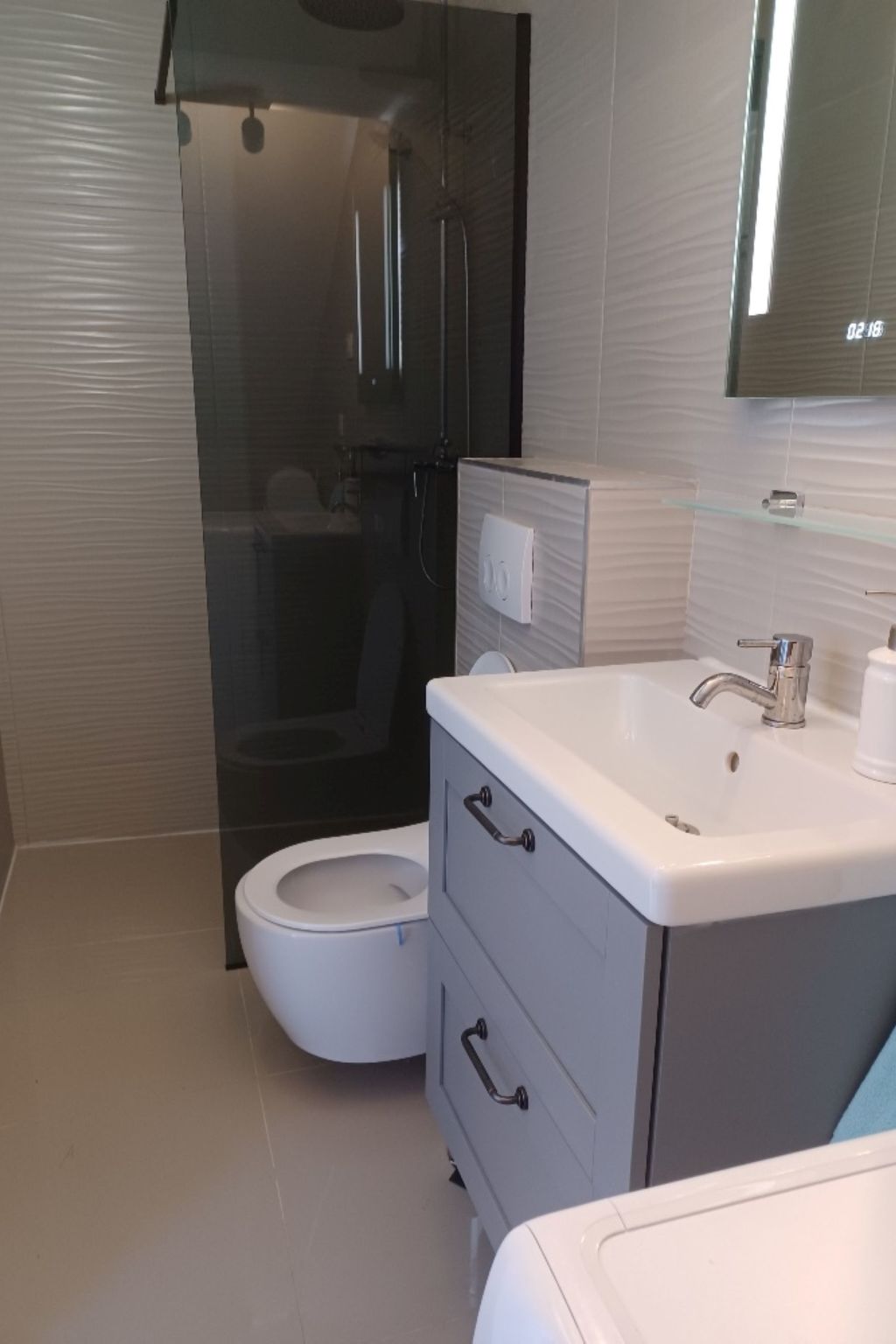 Höhlenmensch 2-Inside