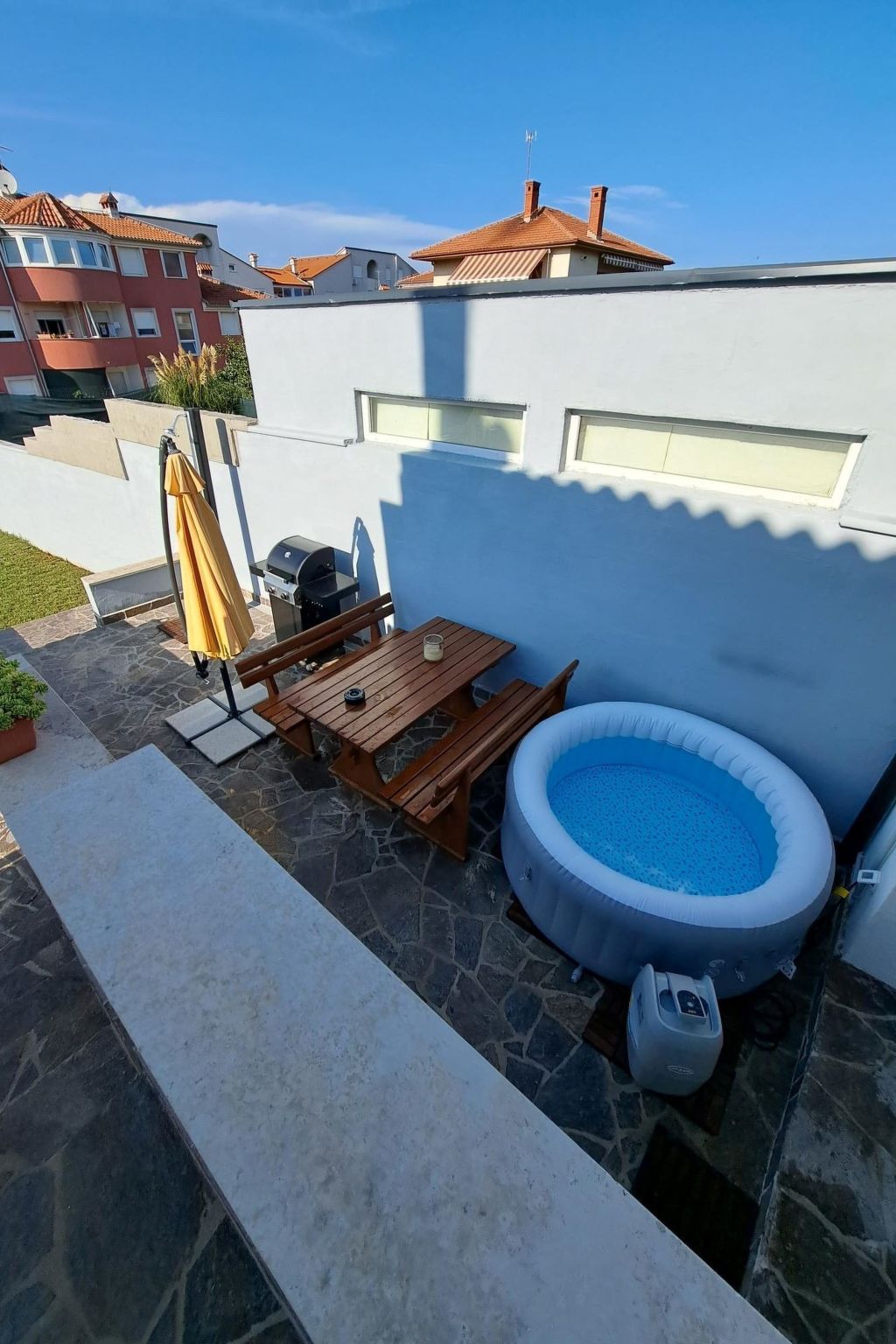 Höhlenmensch 2-Inside