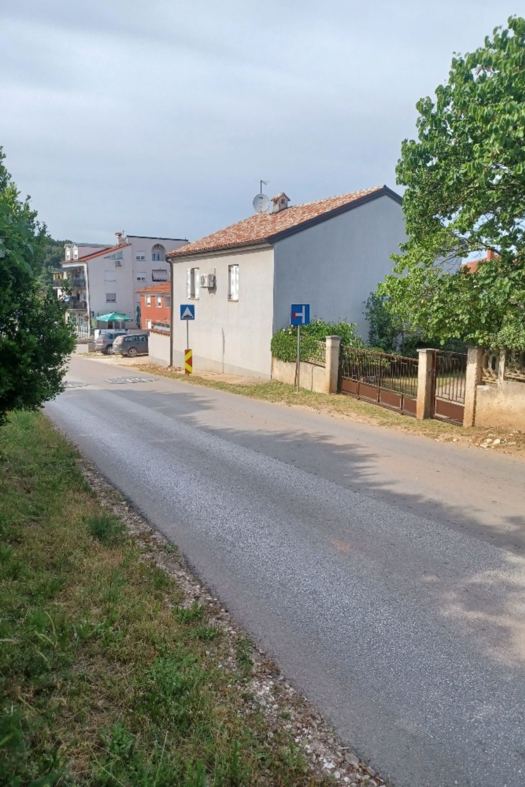 Höhlenmensch 2-Inside