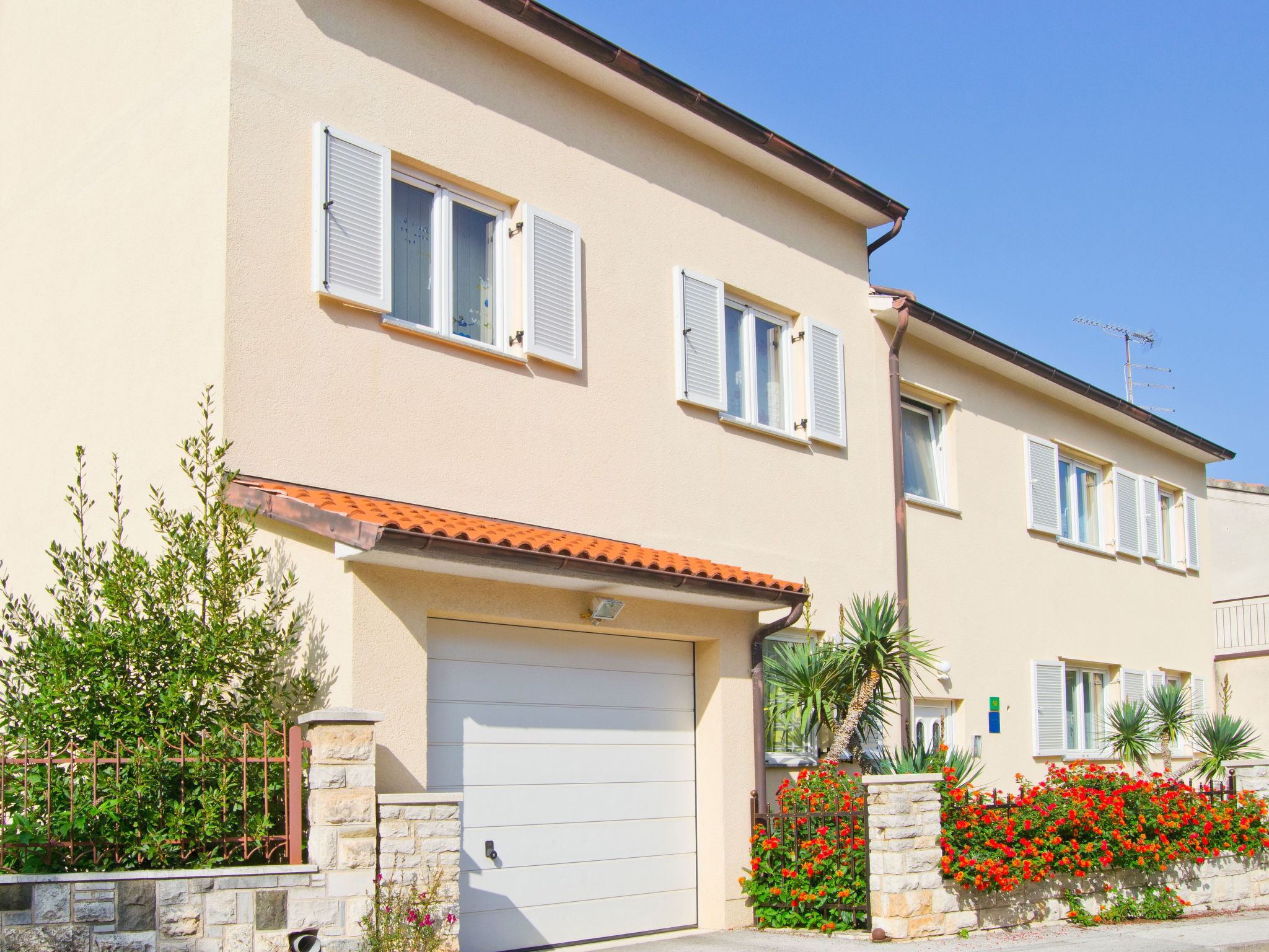 Gemütliche Wohnung mit Gartenblick