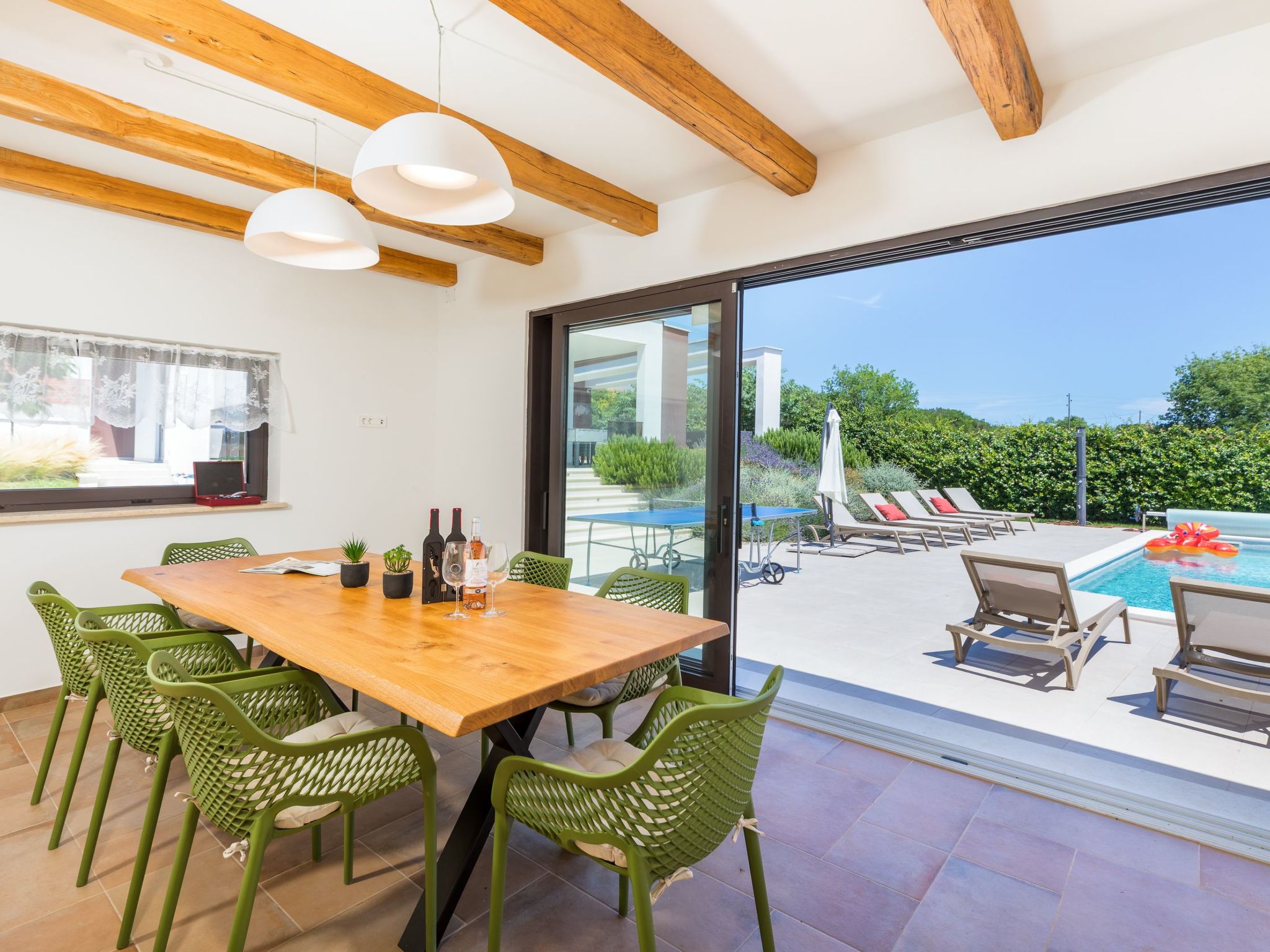 Villa Grofica, beheizter Pool, Taverne, Strandnähe-Inside