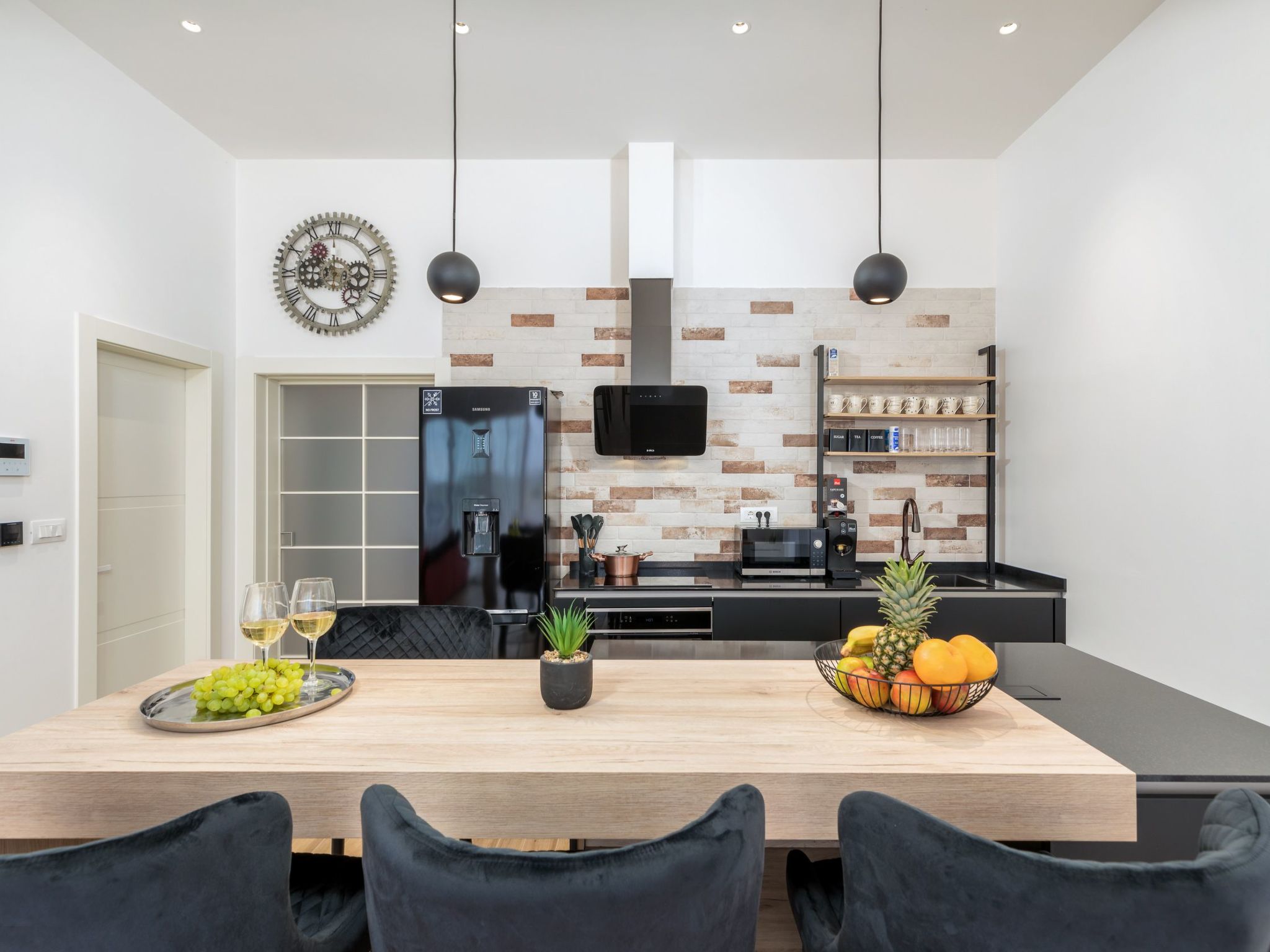 Villa Grofica, beheizter Pool, Taverne, Strandnähe-Inside