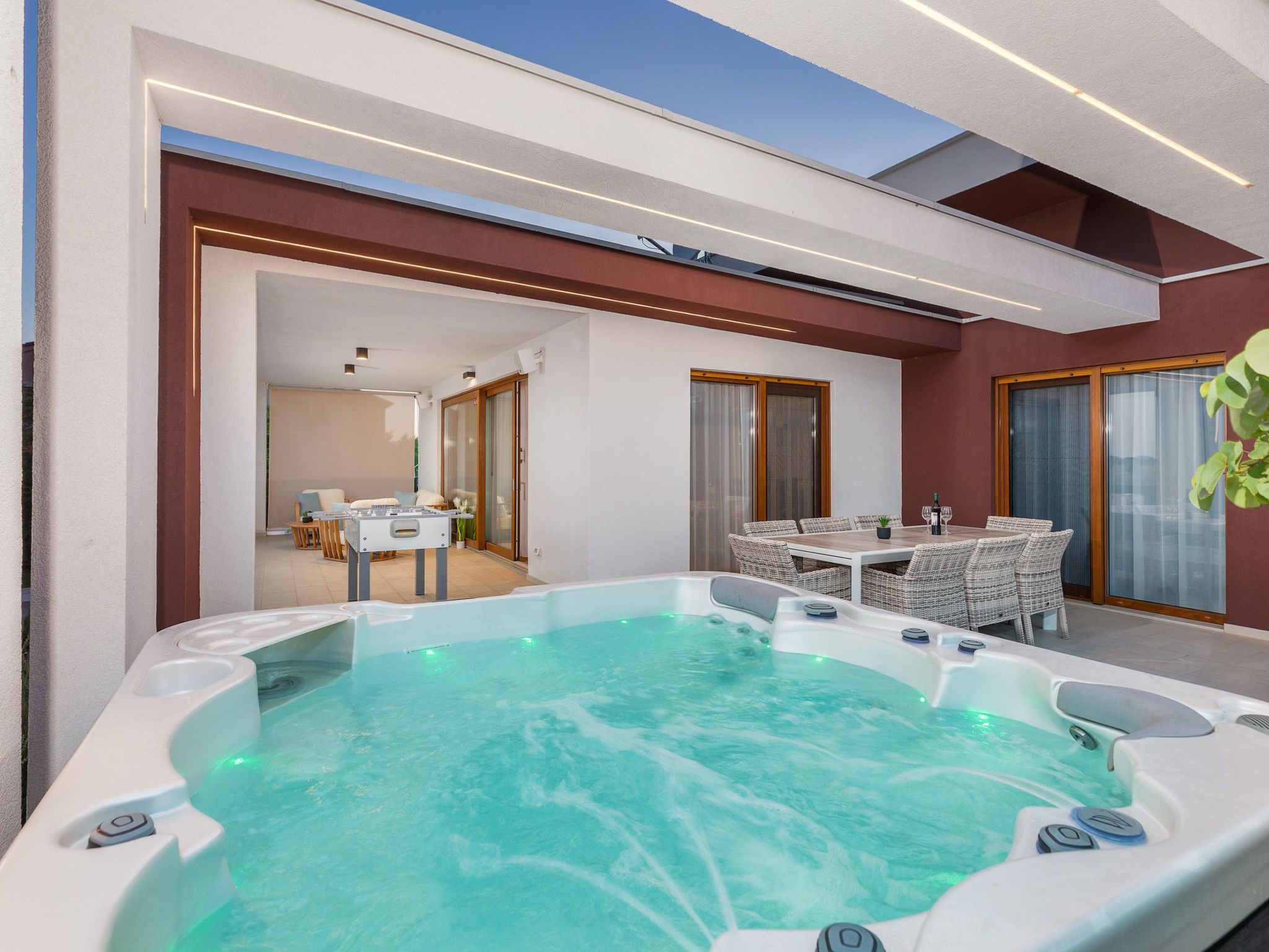 Villa Grofica, beheizter Pool, Taverne, Strandnähe-Inside