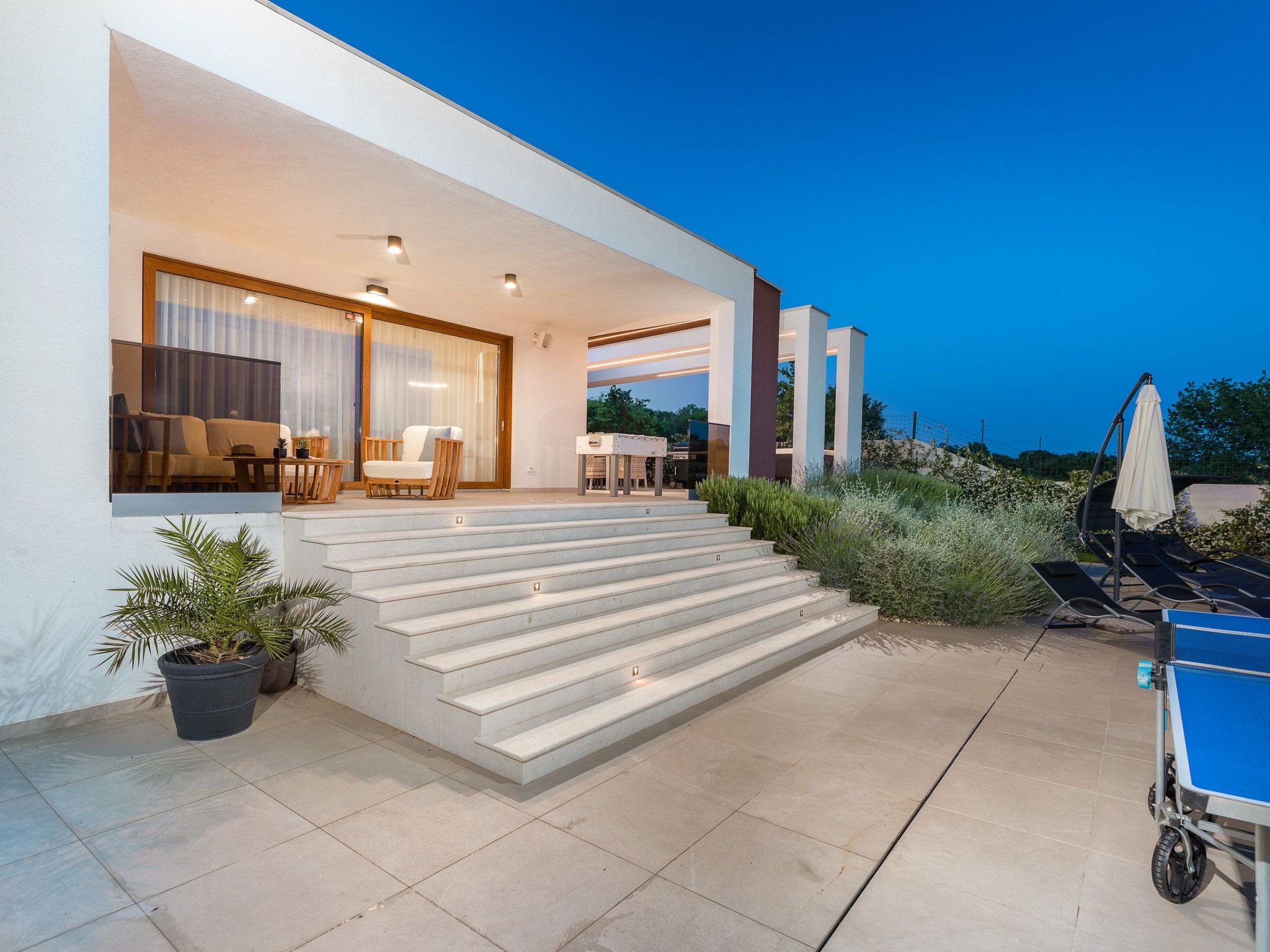 Villa Grofica, beheizter Pool, Taverne, Strandnähe-Inside