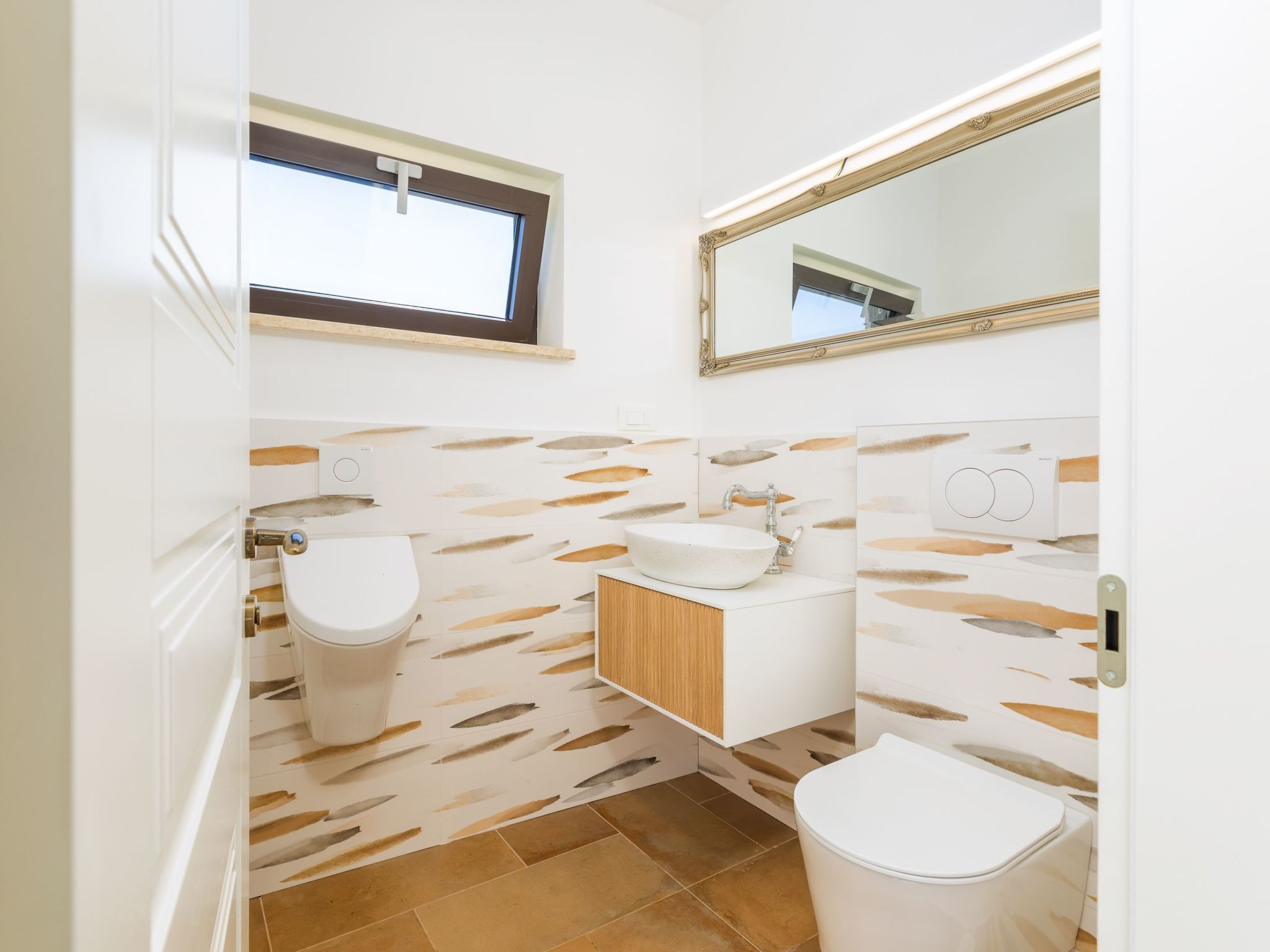 Villa Grofica, beheizter Pool, Taverne, Strandnähe-Inside