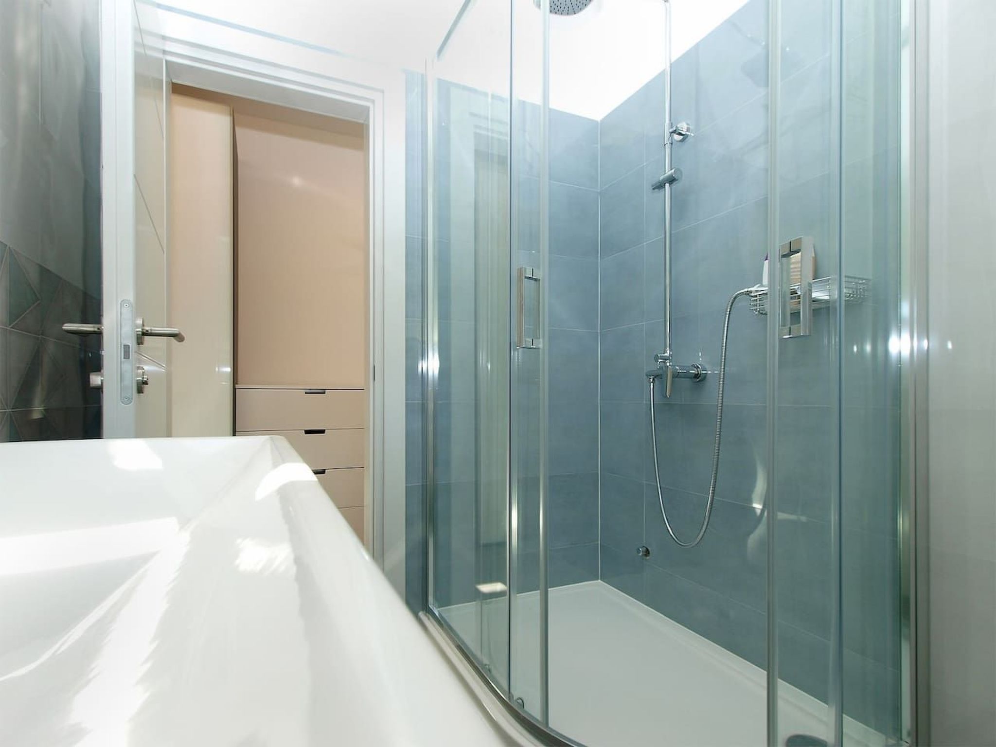 Ferienvilla mit privatem Pool-Binnen