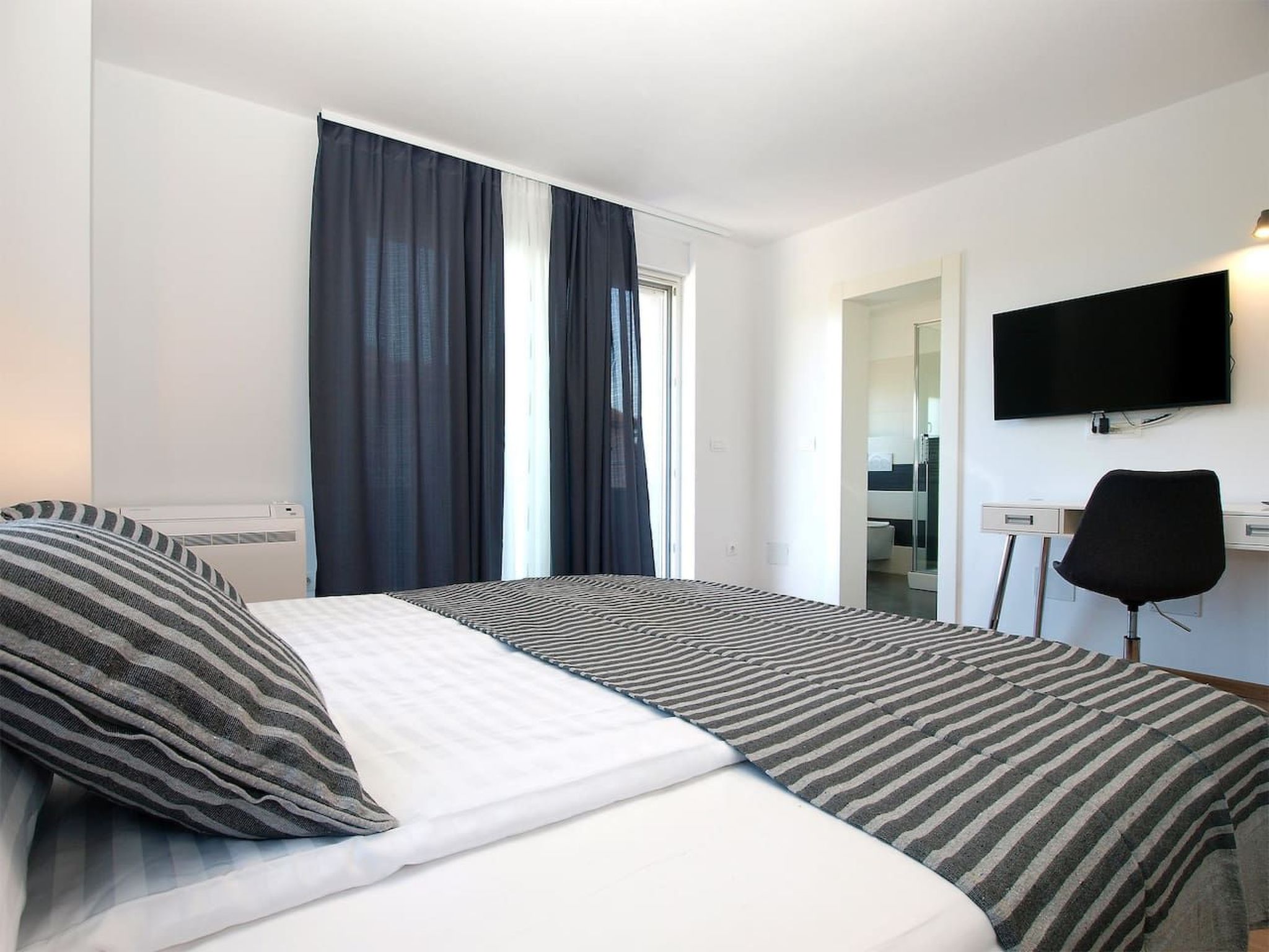 Photo of Ferienvilla mit privatem Pool