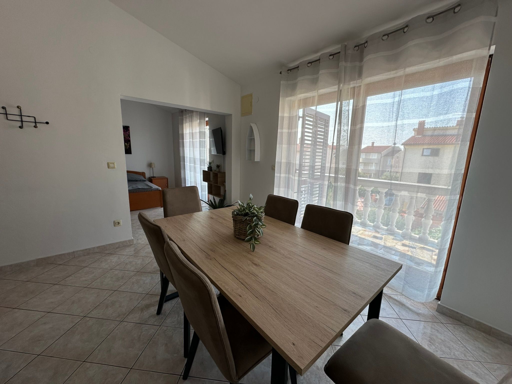 In ruhiger Lage mit Balkon-Image-tags.info